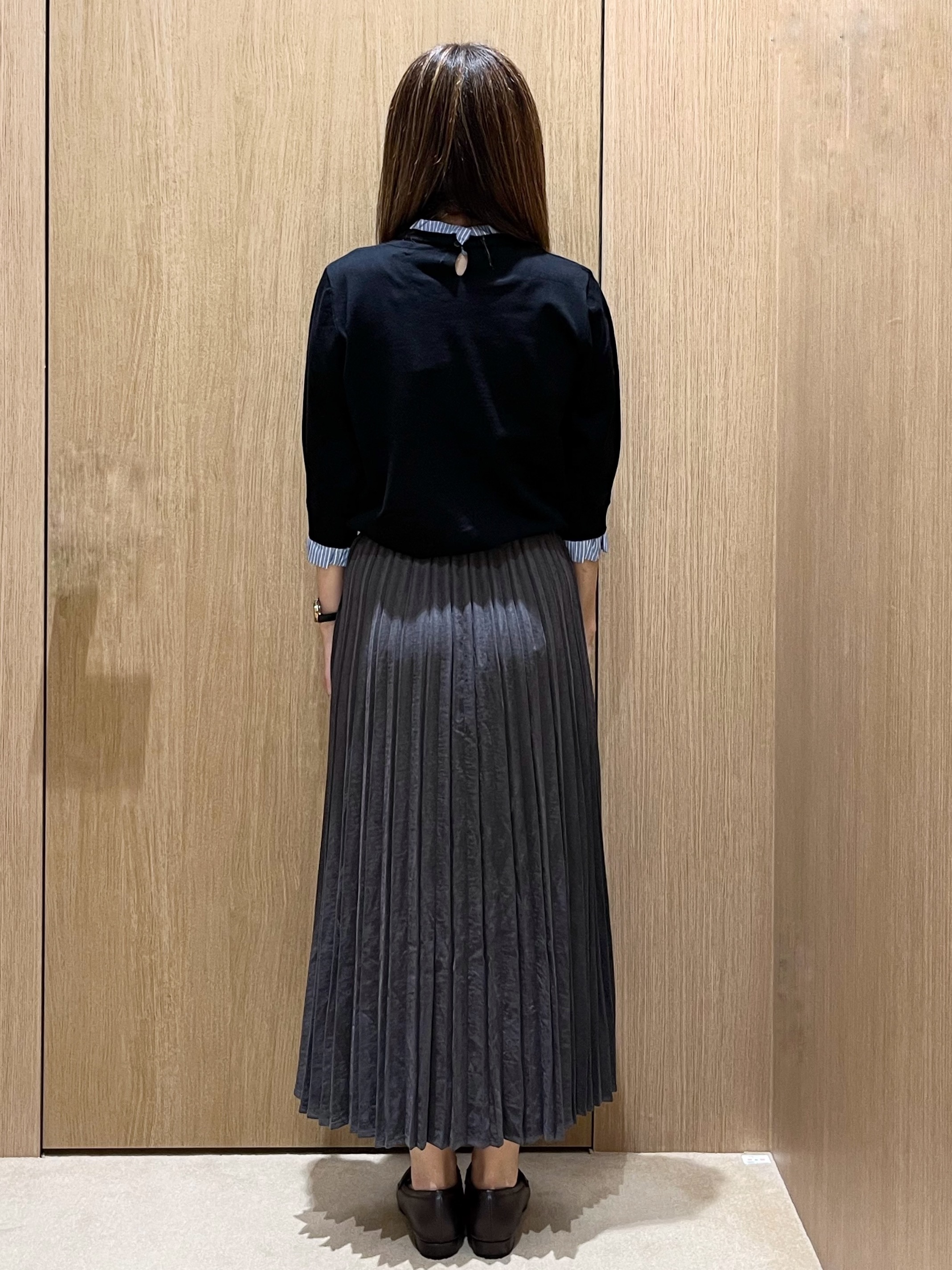 yukariさんの「OPAQUE.CLIP｜【UVケア／遮熱性】フリルドッキングニット《洗濯機OK》」を使ったコーディネート