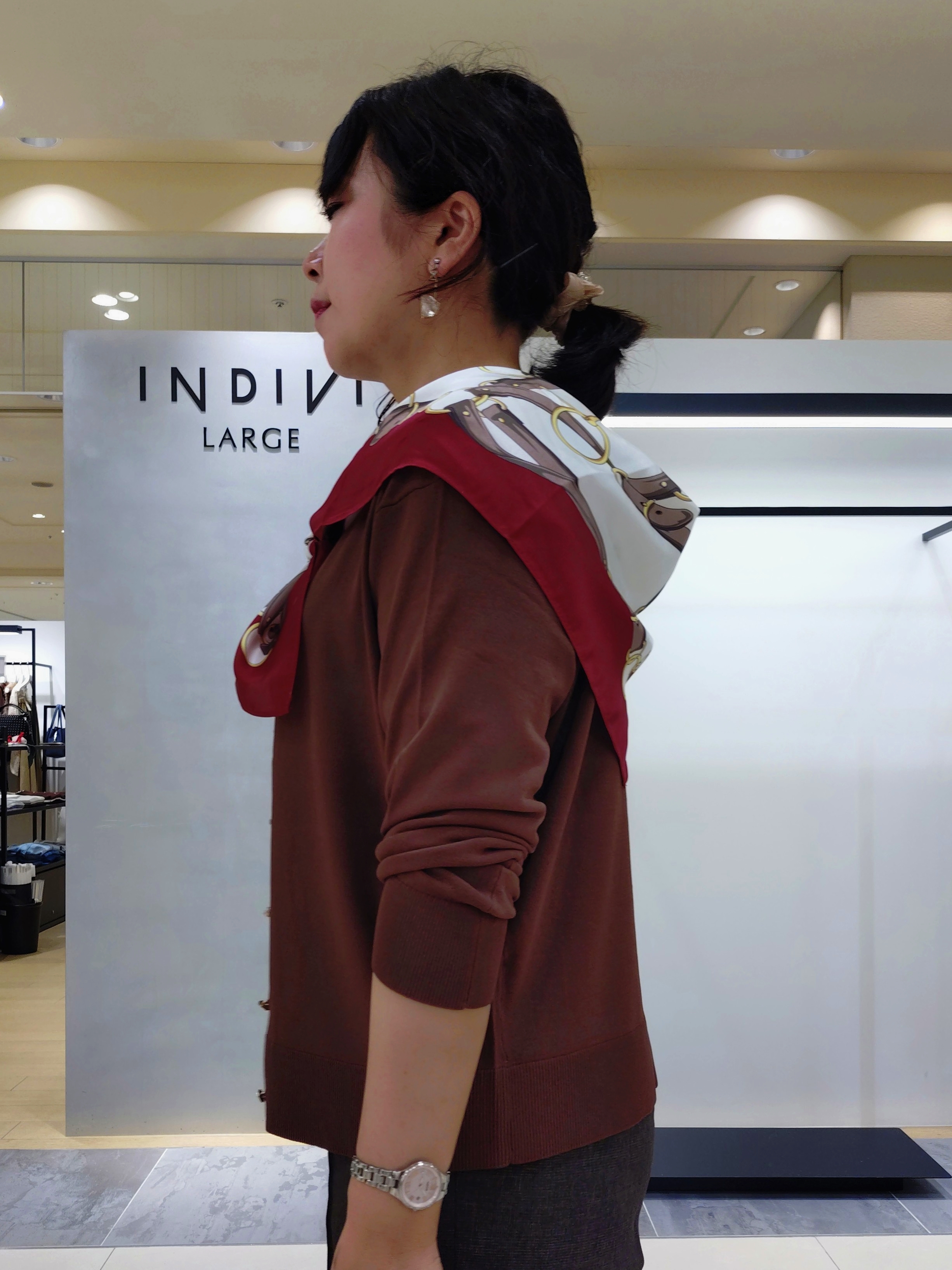 TOMOMIさんの「INDIVI｜【収納力◎／トレンド】スクエアトートバッグ」を使ったコーディネート