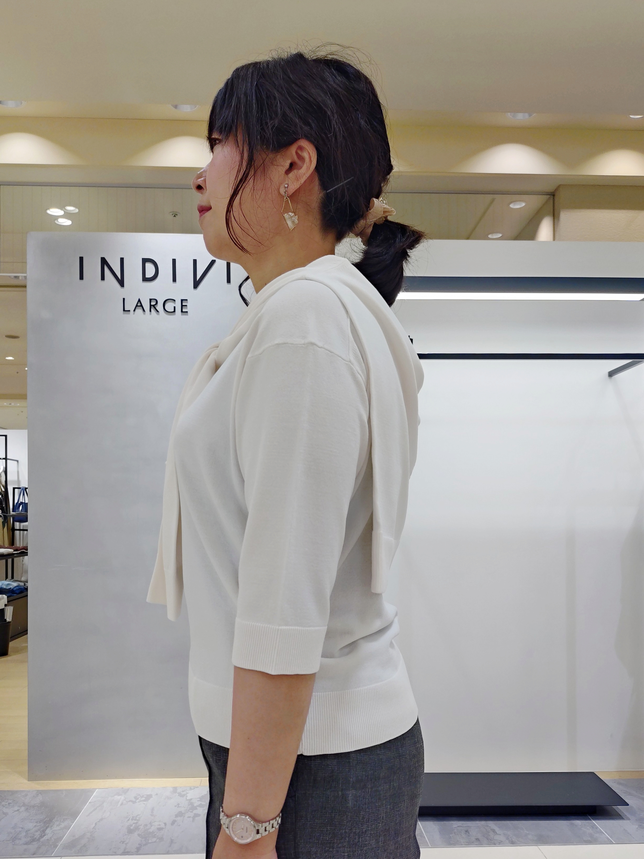 TOMOMIさんの「INDIVI｜【バリエ豊富】デザインワントップネックレス」を使ったコーディネート