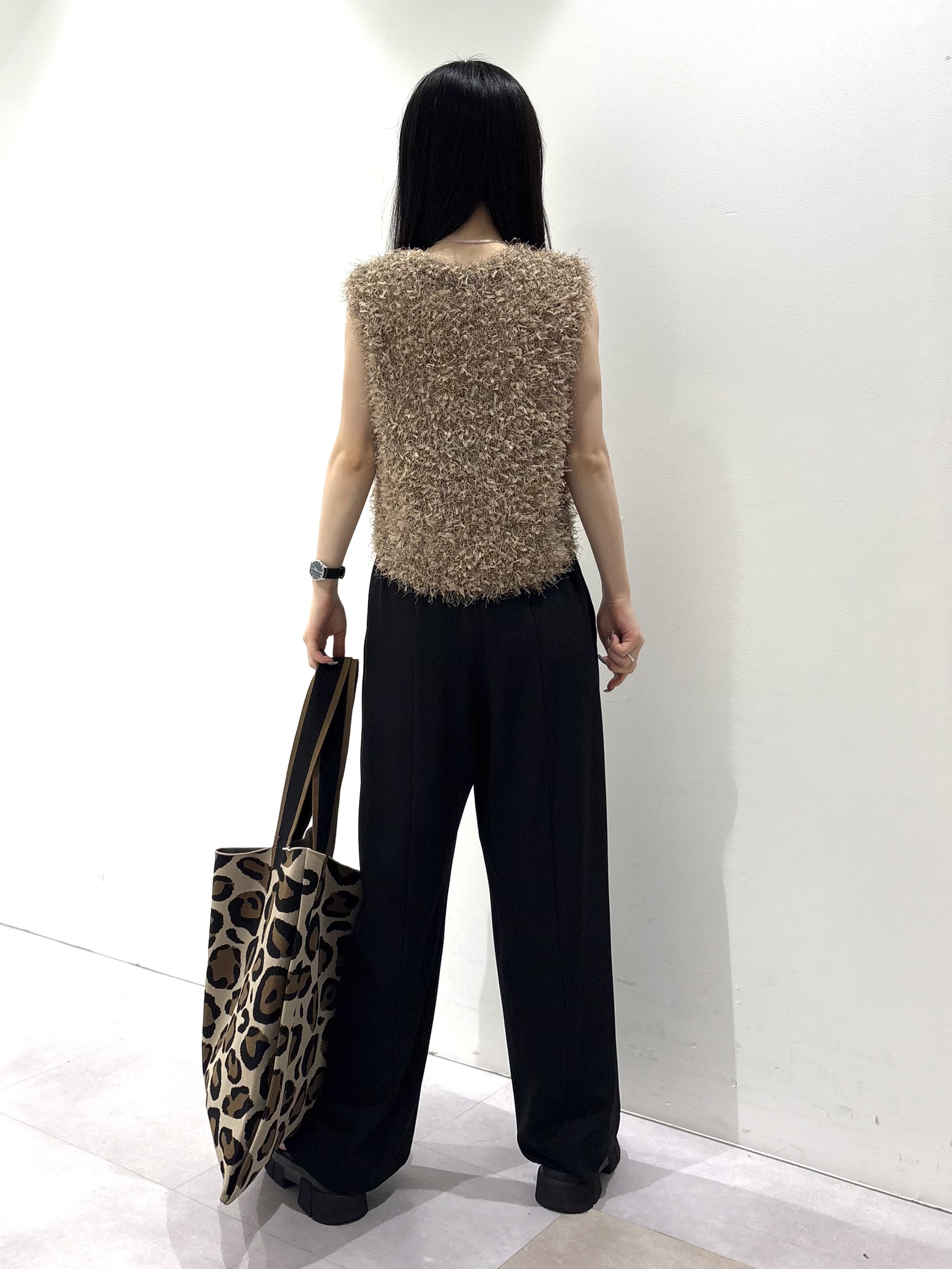 KEIKOさんの「INDIVI｜【夏羽織り/着る日傘】ドルマンフォルムブルゾン」を使ったコーディネート