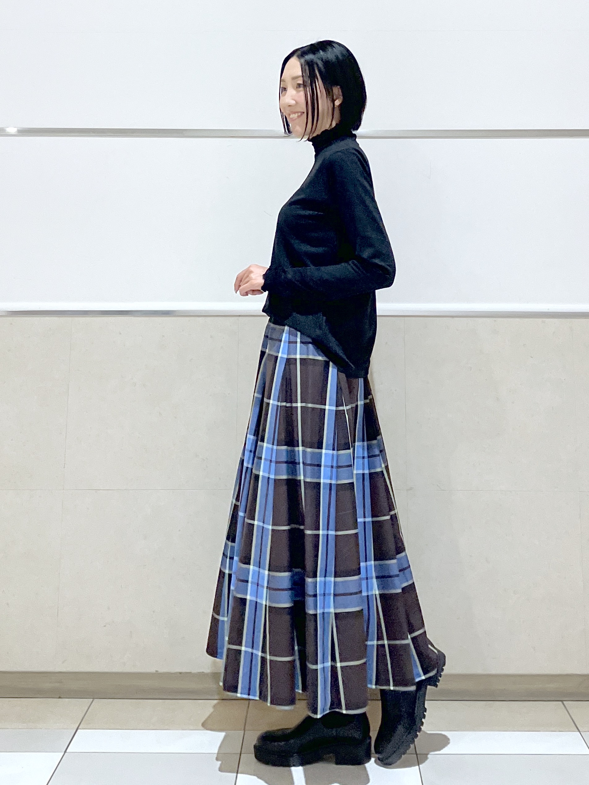 eriko さんの「Dessin｜シアー切り替えタートルカットソー」を使ったコーディネート