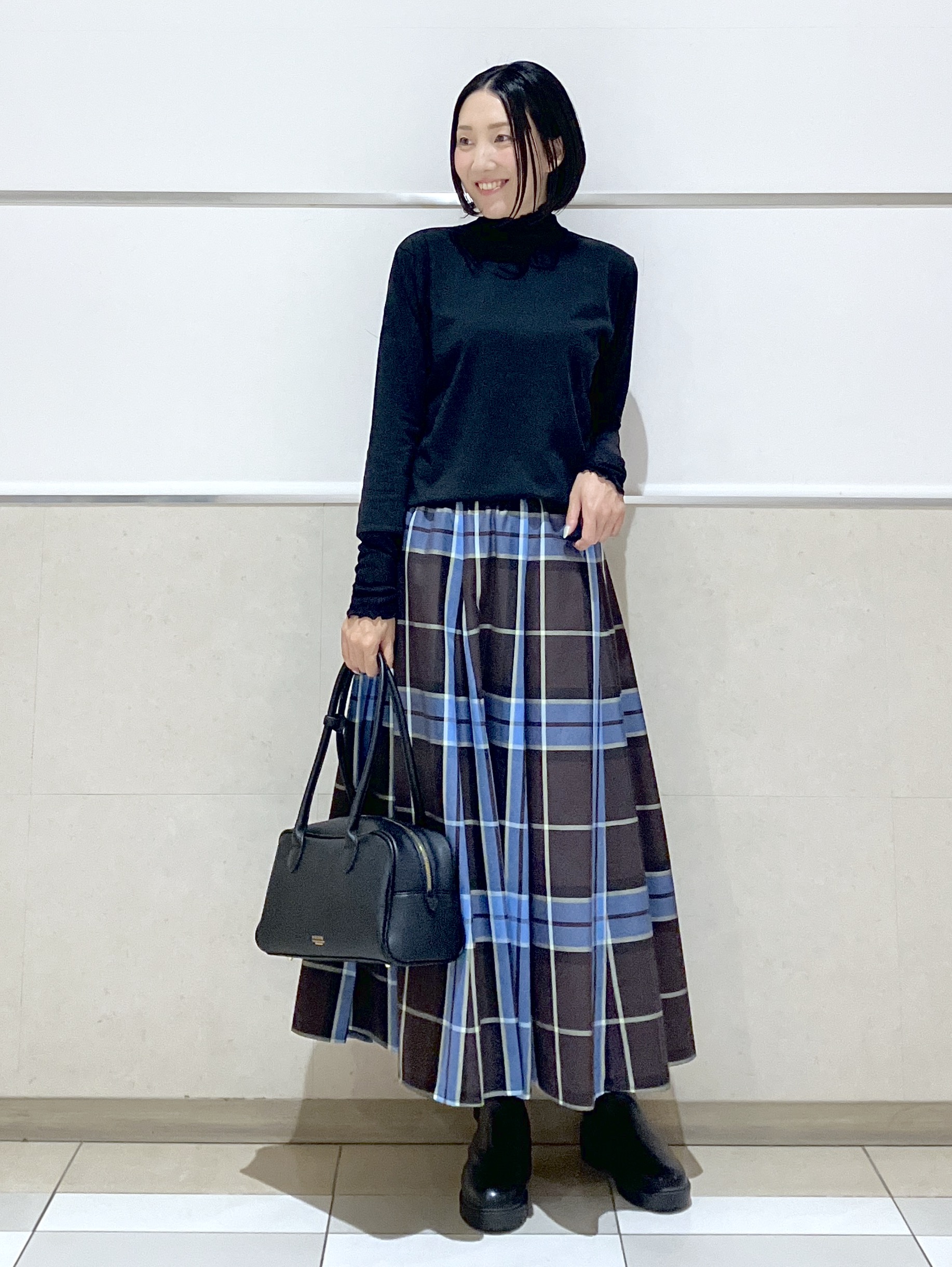 eriko さんの「Dessin｜【秋のレイヤードアイテム】シアー切り替えタートルプルオーバー」を使ったコーディネート