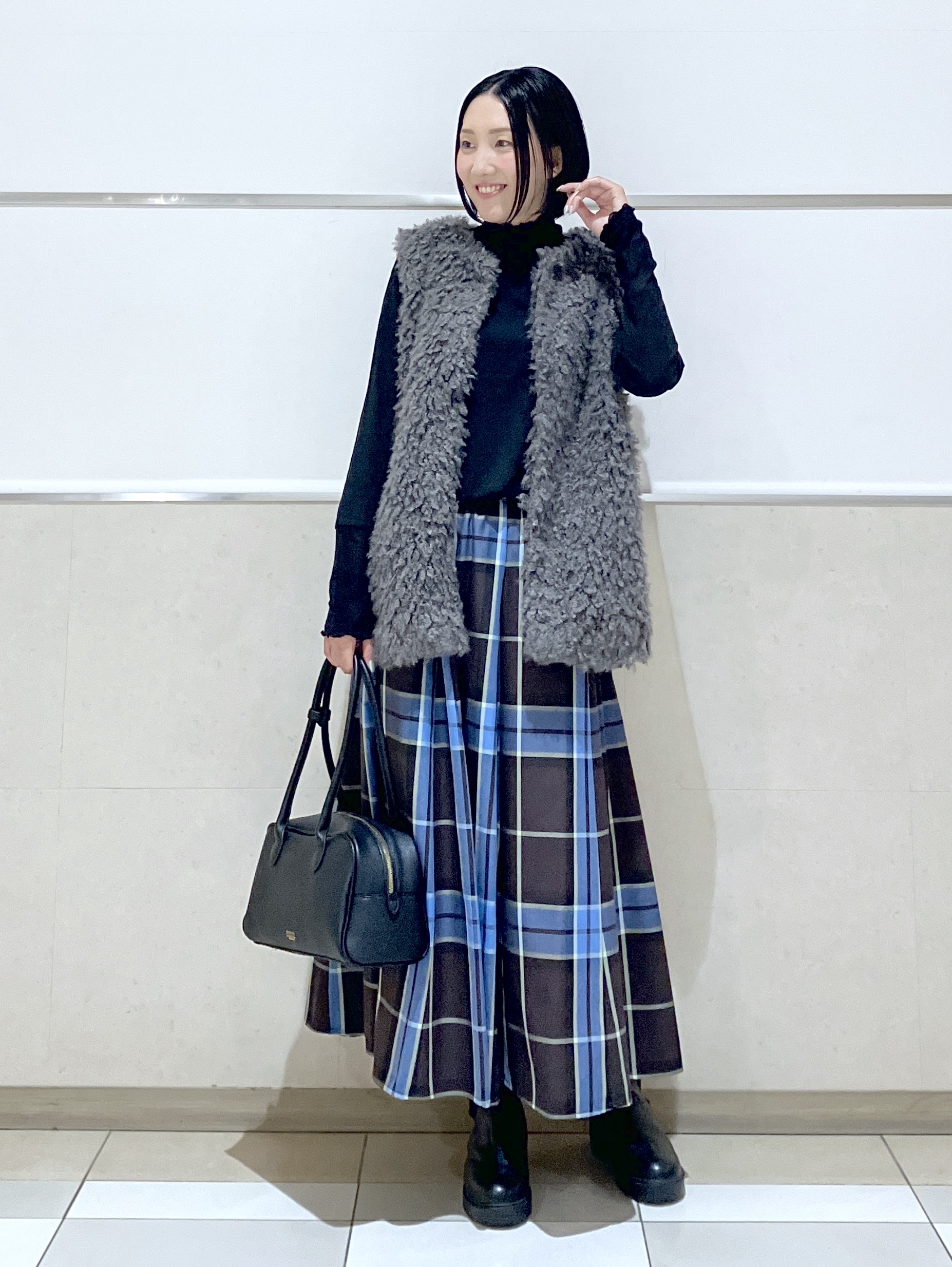 eriko さんの「Dessin｜シアー切り替えタートルカットソー」を使ったコーディネート