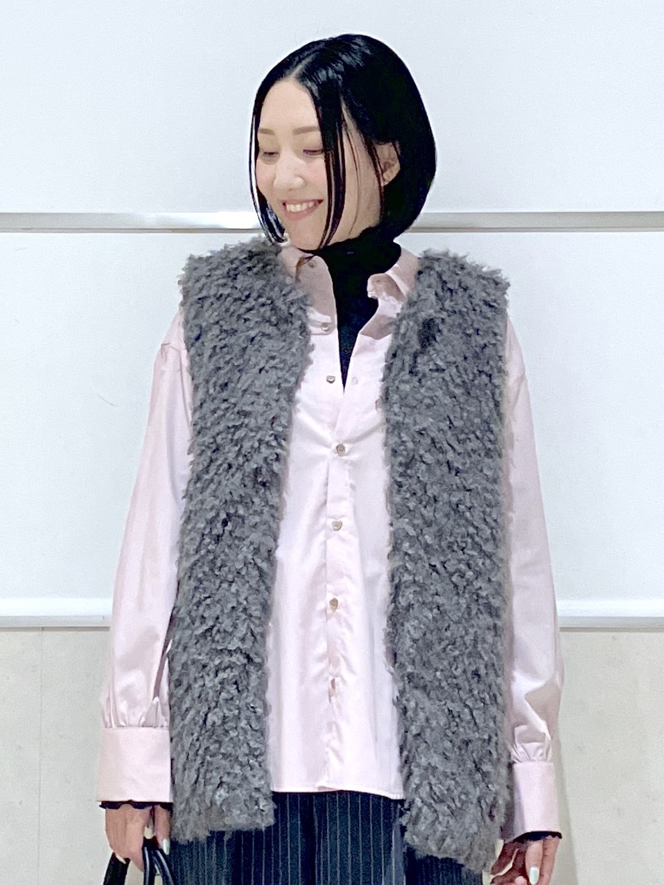 eriko さんの「Dessin｜【秋の新作】タイプライターギャザースリーブシャツ」を使ったコーディネート