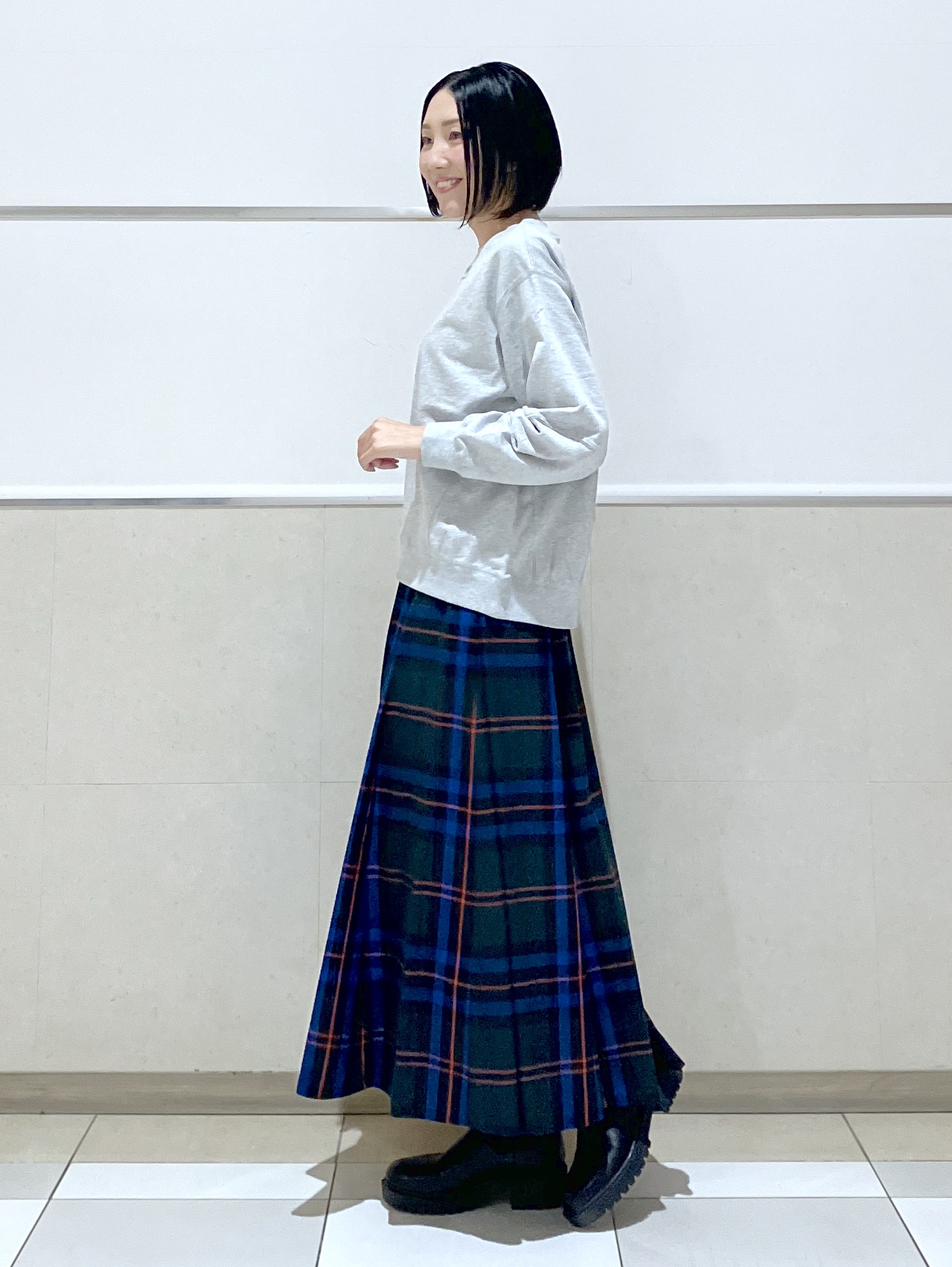 eriko さんの「Dessin｜フォルムスリーブミニ裏毛プルオーバー」を使ったコーディネート