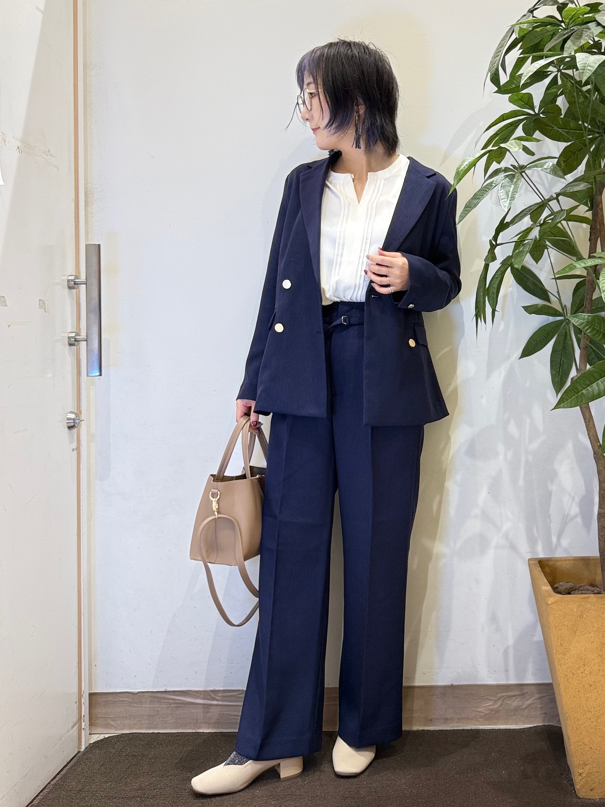misakiさんの「SHOO･LA･RUE｜【セットアップ可/通勤/洗濯機可/SS-LL】オンオフ使える ダブルブレストジャケット」を使ったコーディネート