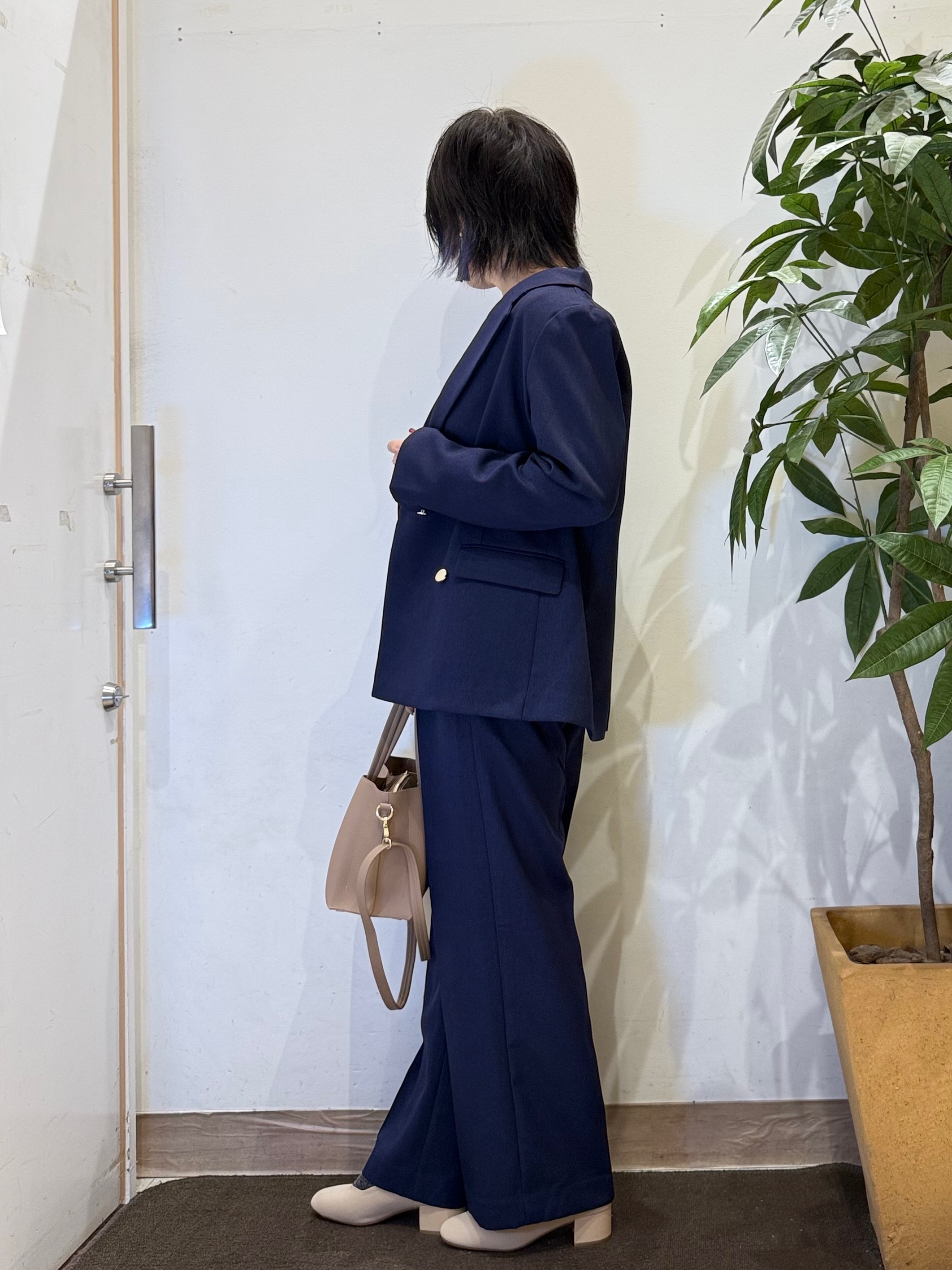 misakiさんの「SHOO･LA･RUE｜【セットアップ可/通勤/洗濯機可/SS-LL】オンオフ使える ダブルブレストジャケット」を使ったコーディネート