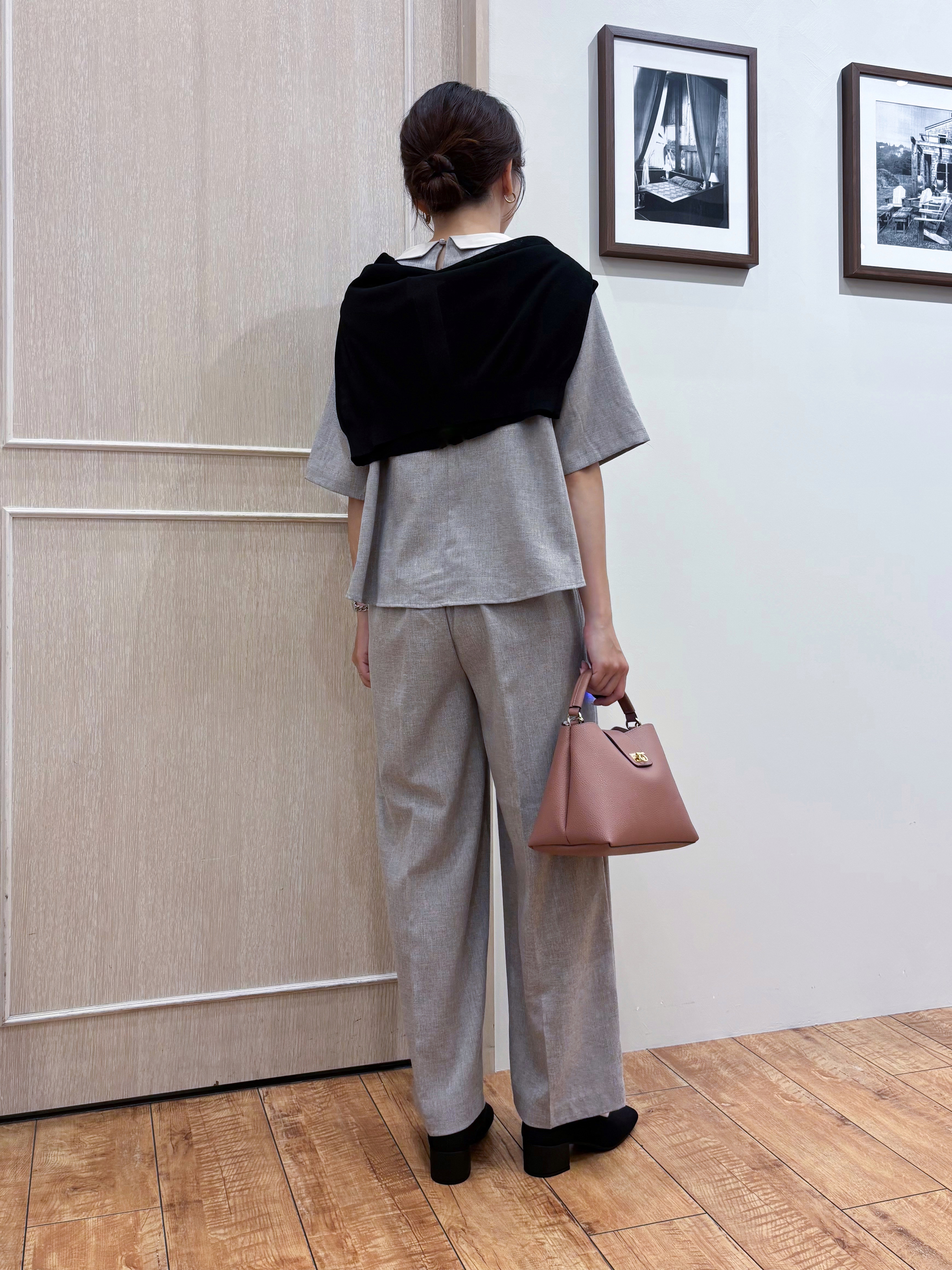 なみさんの「SHOO･LA･RUE｜【洗濯機可/S-LL】配色シフォン襟でサマ見え 上品シアーカーディガン」を使ったコーディネート