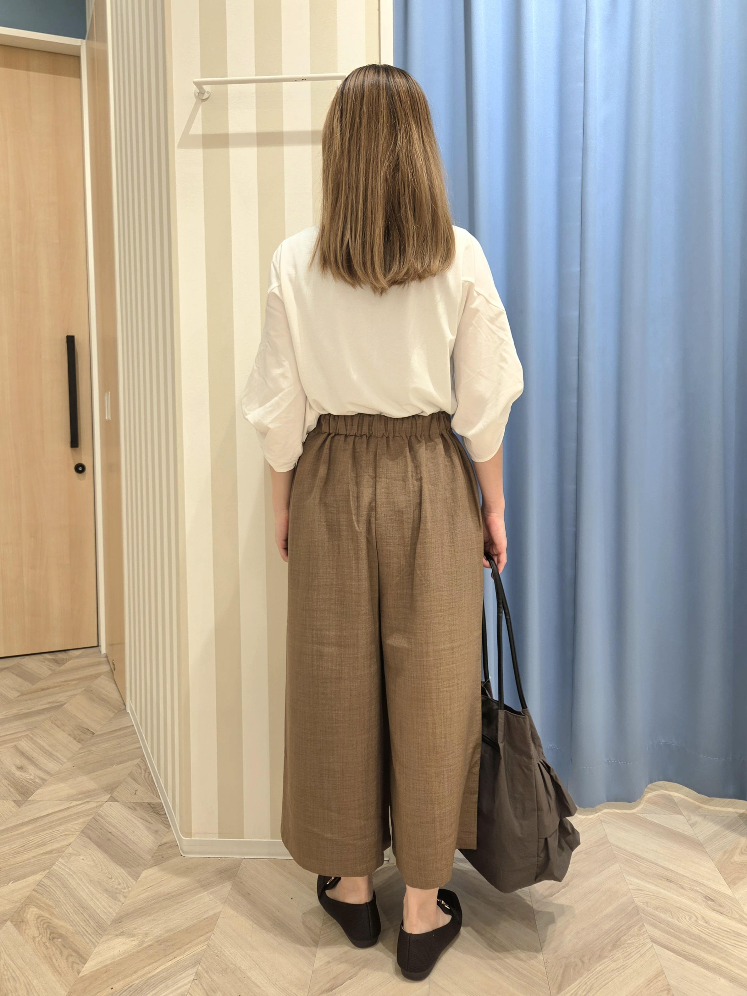 Ikumiさんの「SHOO･LA･RUE｜【S-LL/洗濯機可/二の腕カバー】楽に上品見え ツイストスリーブトップス」を使ったコーディネート