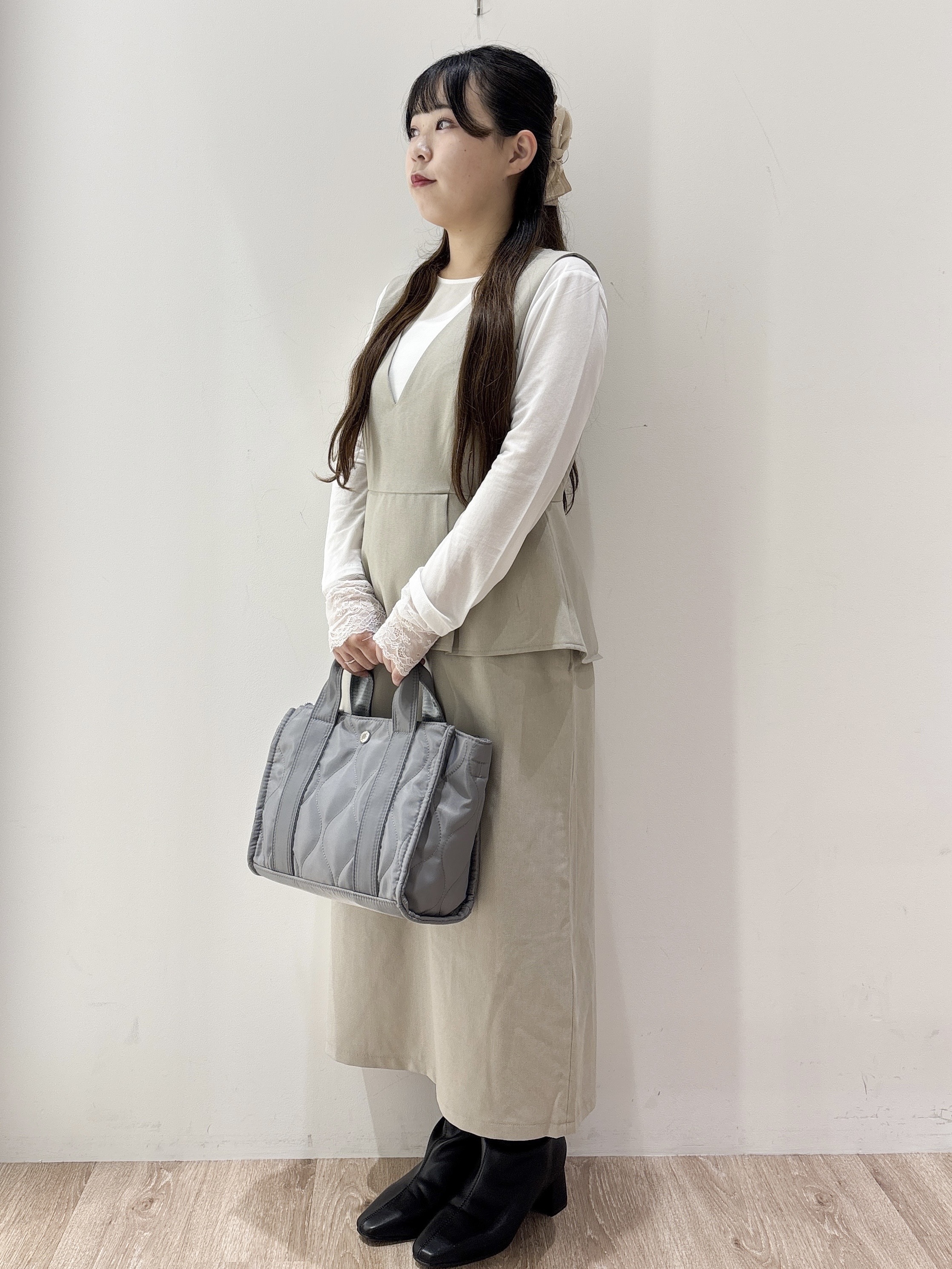 hinachiさんの「OPAQUE.CLIP｜袖レースシアートップス【洗濯機OK】」を使ったコーディネート