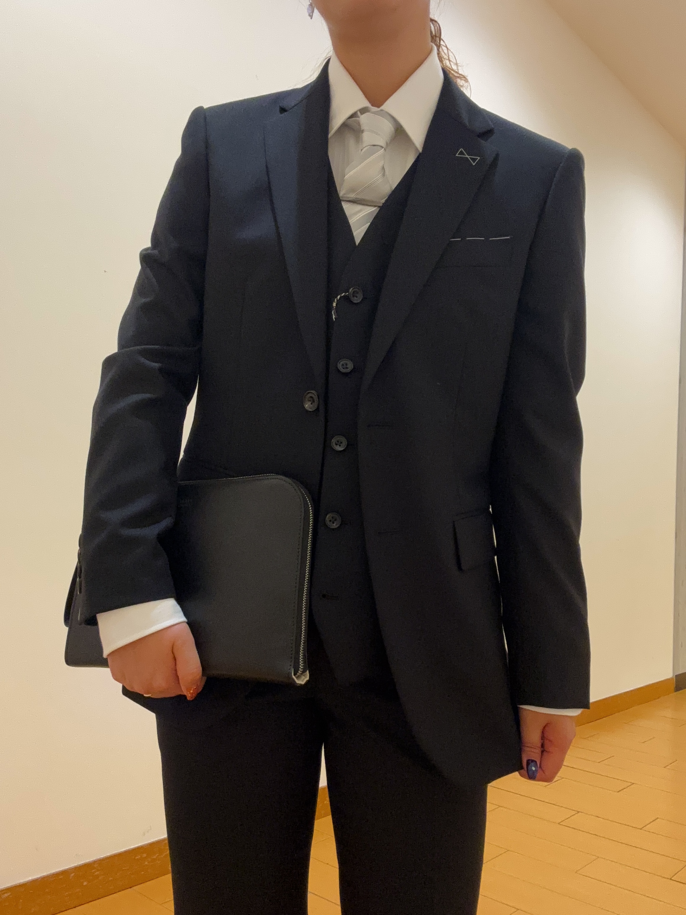 ヒナさんの「TAKEO KIKUCHI｜【Made in JAPAN】矢絣（やがすり）スーツ／スリーピース対応」を使ったコーディネート