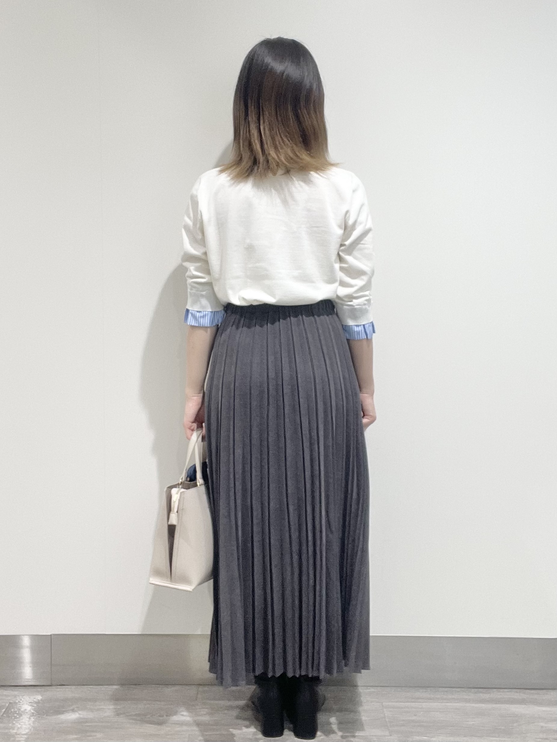 こじさんの「OPAQUE.CLIP｜【UVケア／遮熱性】フリルドッキングニット《洗濯機OK》」を使ったコーディネート