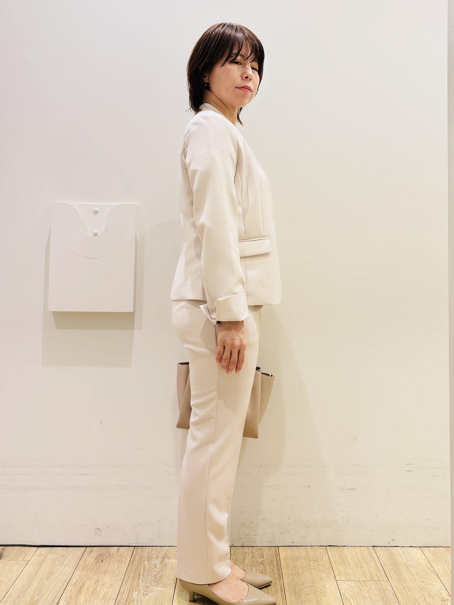 YUKOさんの「index｜【防シワ】セットアップ可 ダブルクロスノーカラージャケット《洗濯機OK／イージーアイロン／ストレッチ」を使ったコーディネート