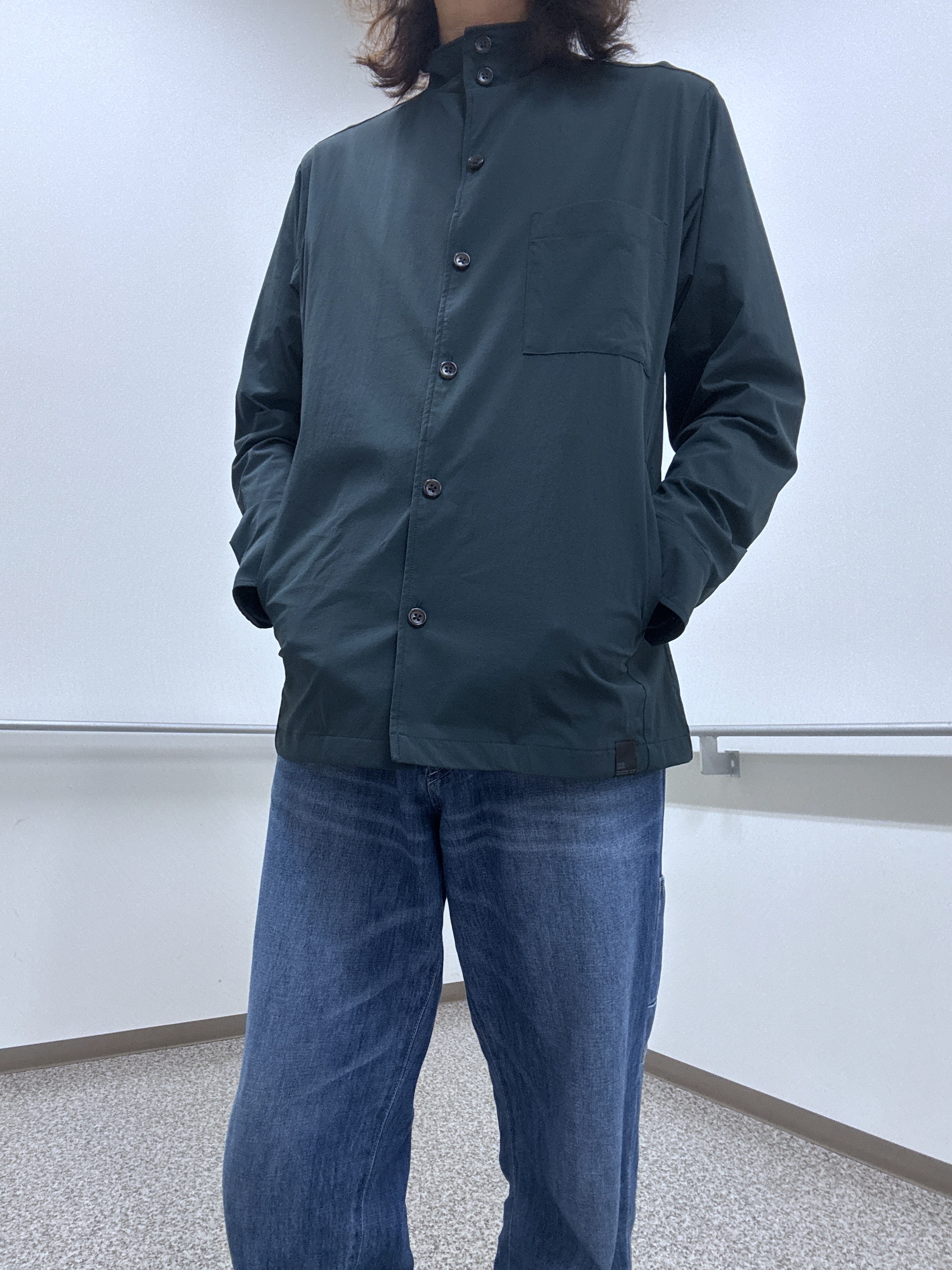 おーのさんの「TAKEO KIKUCHI｜3Dナイロンストレッチ　スタンドカラーブルゾン」を使ったコーディネート