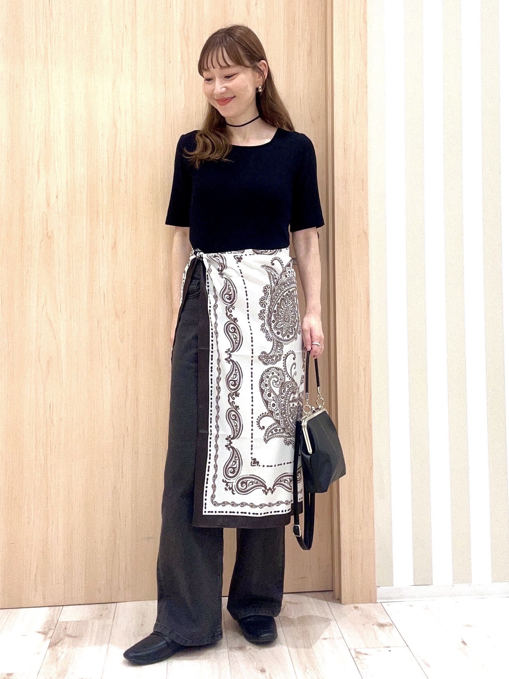 ririさんの「SHOO･LA･RUE｜【毛玉になりにくい/洗濯機可/S-LL】大人上品な 5分袖スクエアトップス」を使ったコーディネート