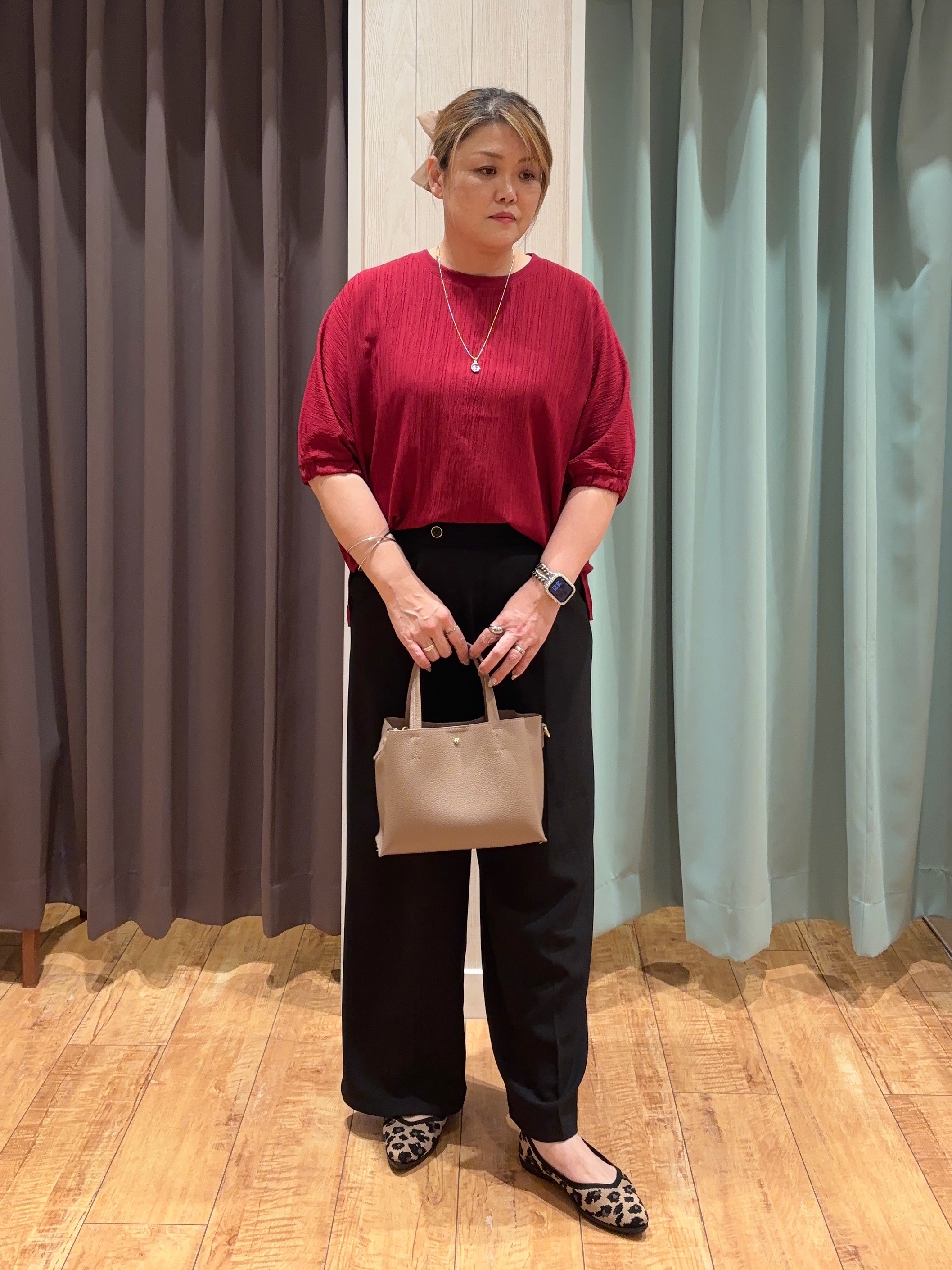 HANAさんの「SHOO･LA･RUE｜【通気性〇/セットアップ可/洗濯機可】メッシュドルマン ジップブルゾン」を使ったコーディネート