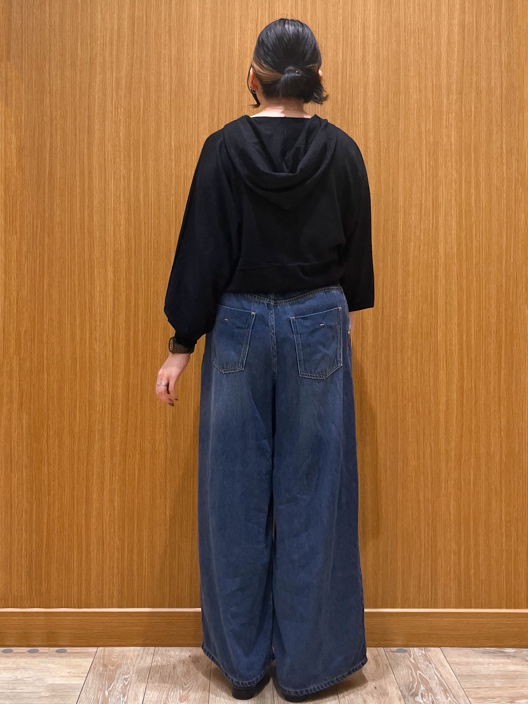 aさんの「OPAQUE.CLIP｜ラメジップニットパーカー【洗濯機OK】」を使ったコーディネート