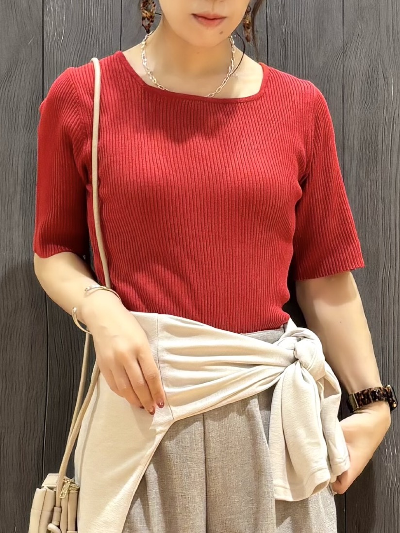 meiさんの「SHOO･LA･RUE｜【毛玉になりにくい/洗濯機可/S-LL】大人上品な 5分袖スクエアトップス」を使ったコーディネート