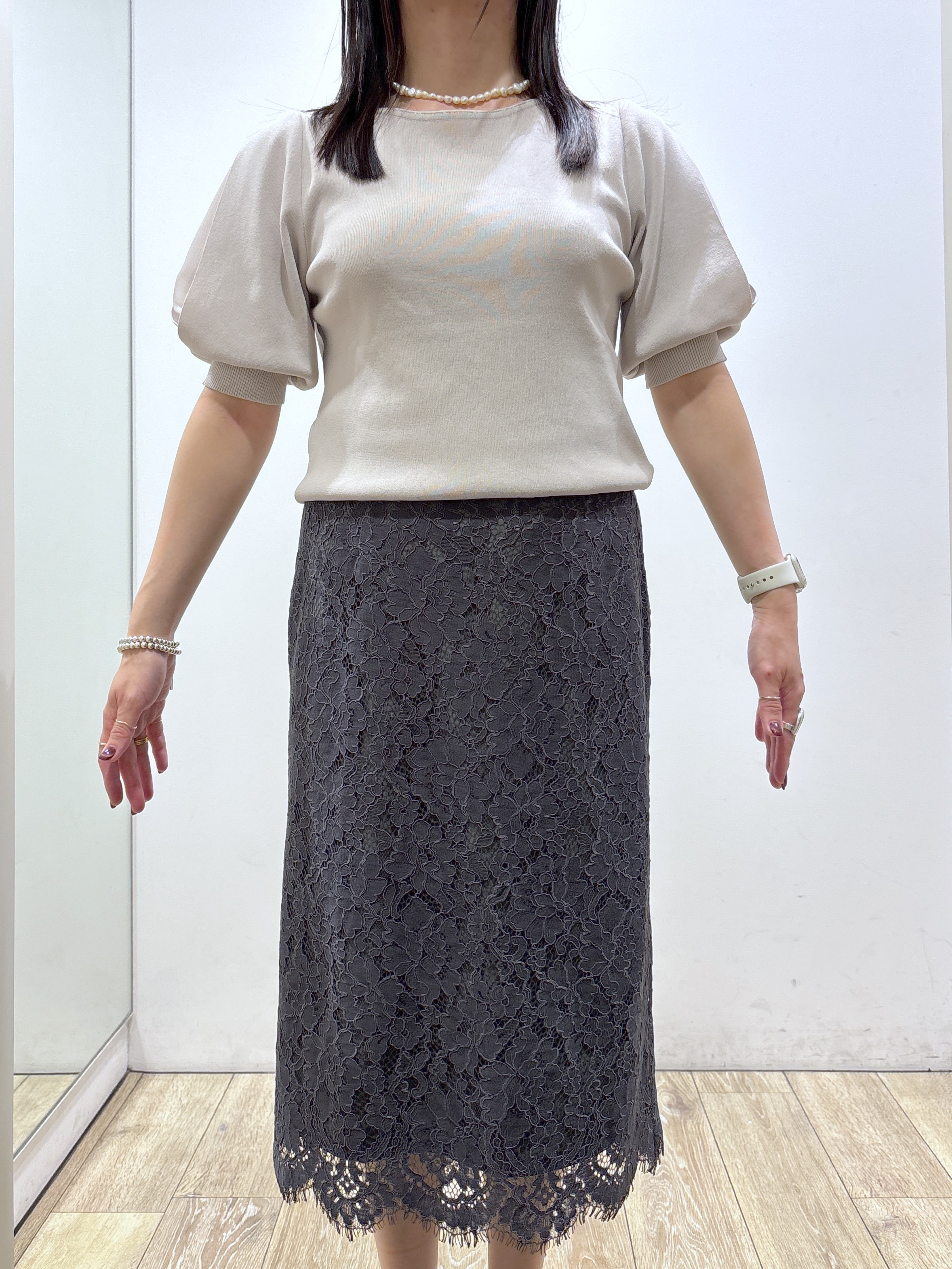 mameさんの「index｜【接触冷感／UVケア】クールタッチラップスリーブニット《洗濯機OK／XS～3L／9col》」を使ったコーディネート