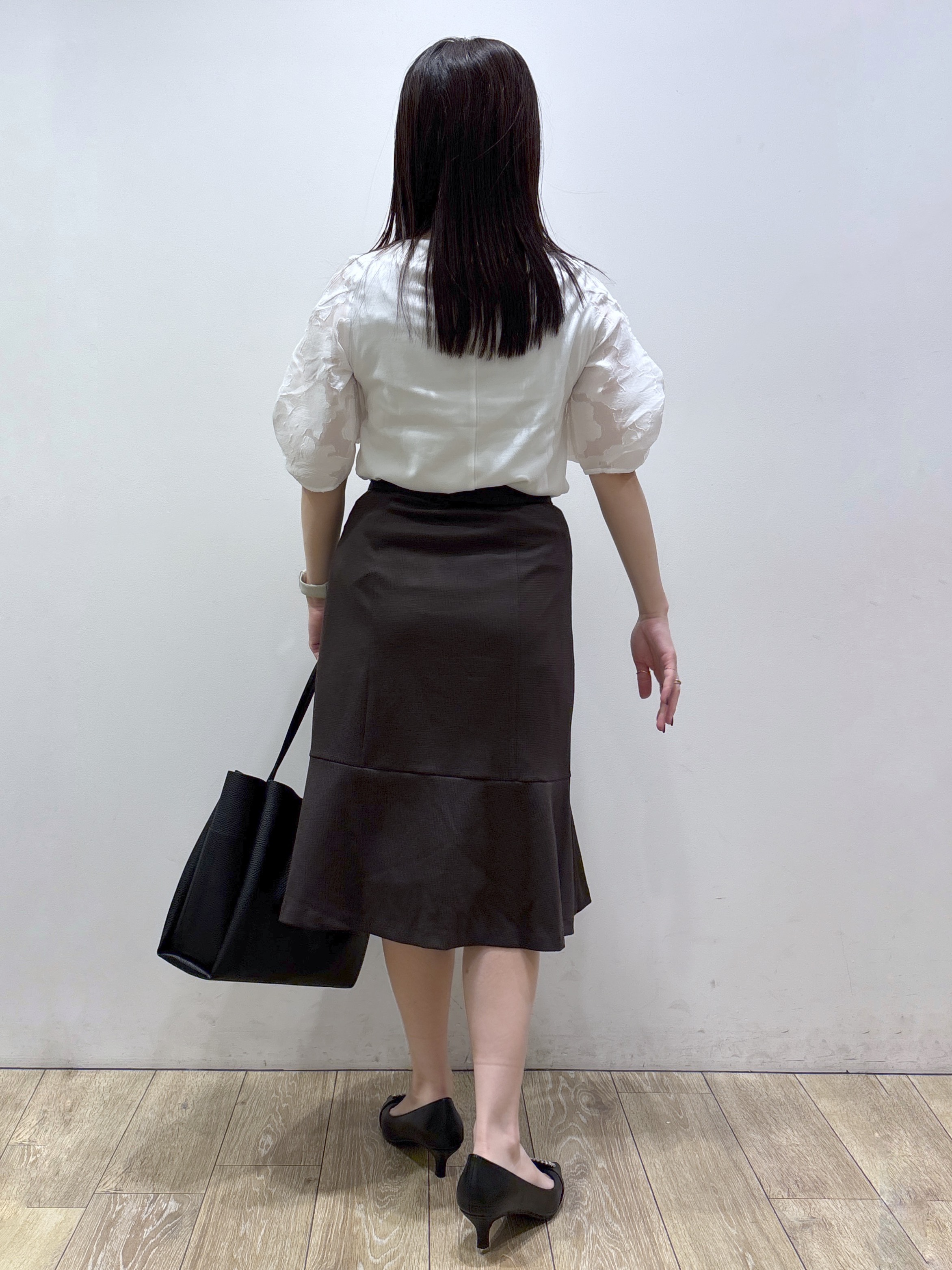 mameさんの「index｜【接触冷感／UVケア】ジャカードドッキングスリーブトップス《洗濯機OK》」を使ったコーディネート