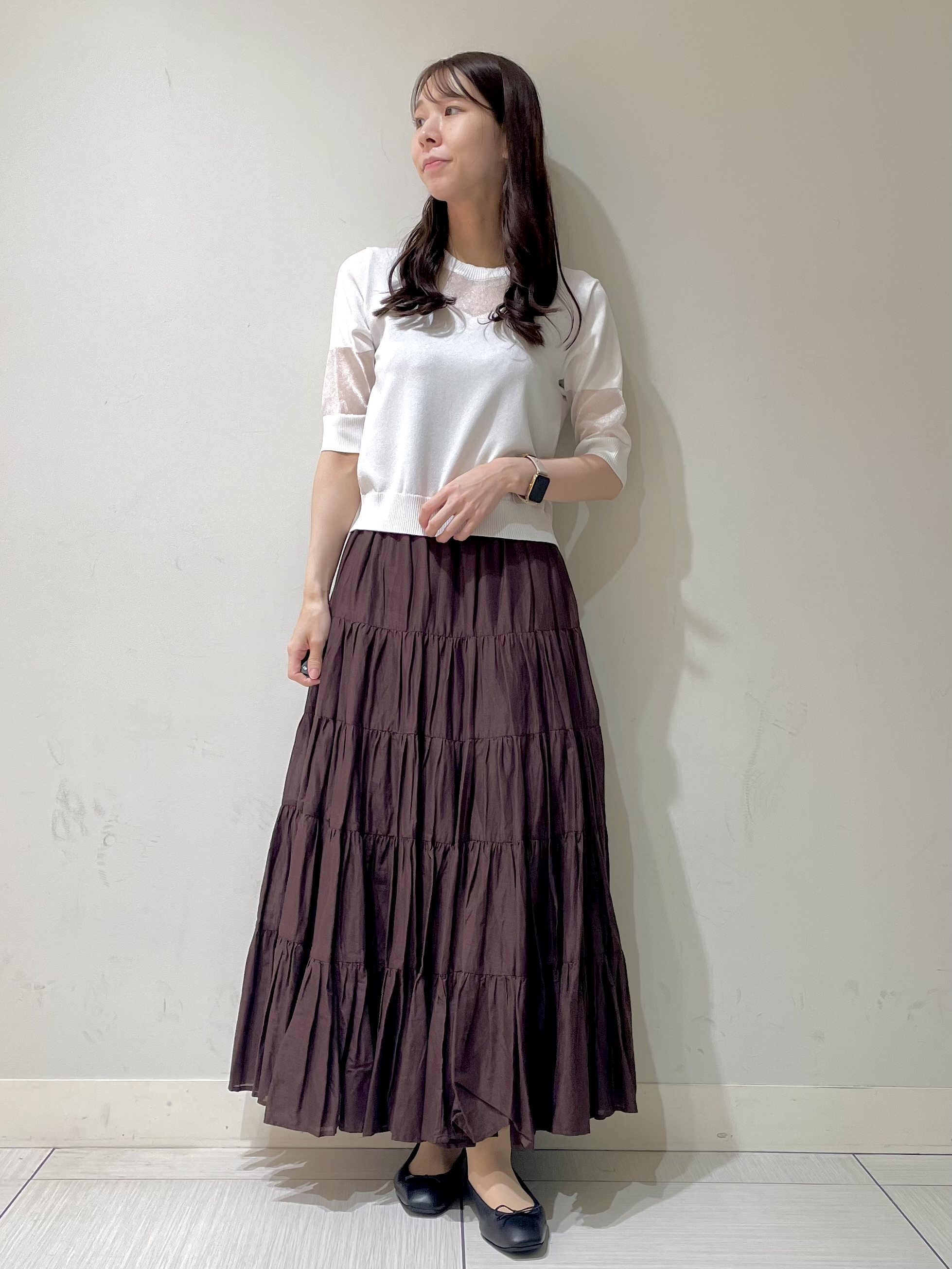 ことさんの「DRESSTERIOR｜【日本製/シアー素材】ウォッシャブルニット ハーフスリーブプルオーバー」を使ったコーディネート