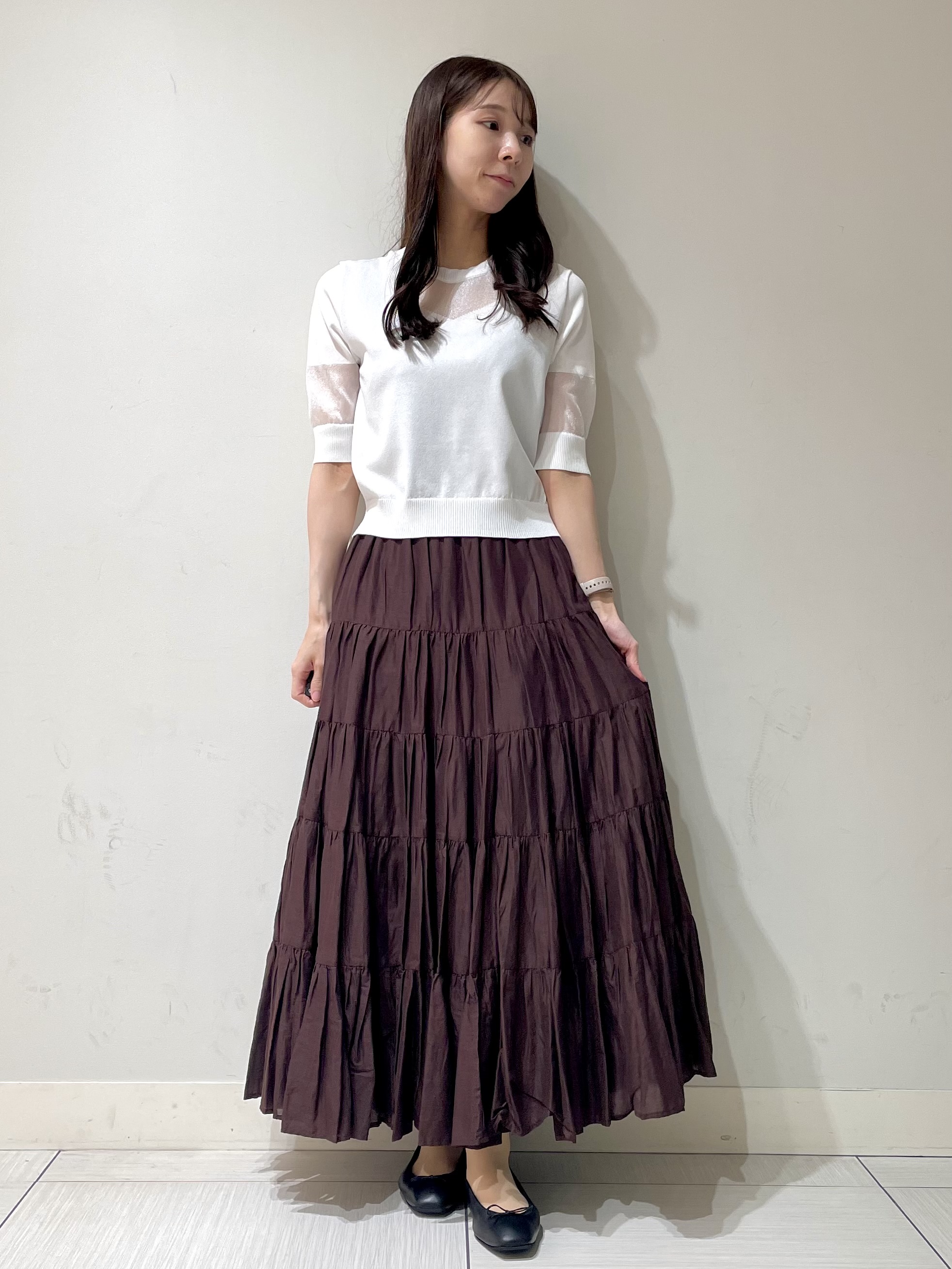 ことさんの「DRESSTERIOR｜【日本製/シアー素材】ウォッシャブルニット ハーフスリーブプルオーバー」を使ったコーディネート