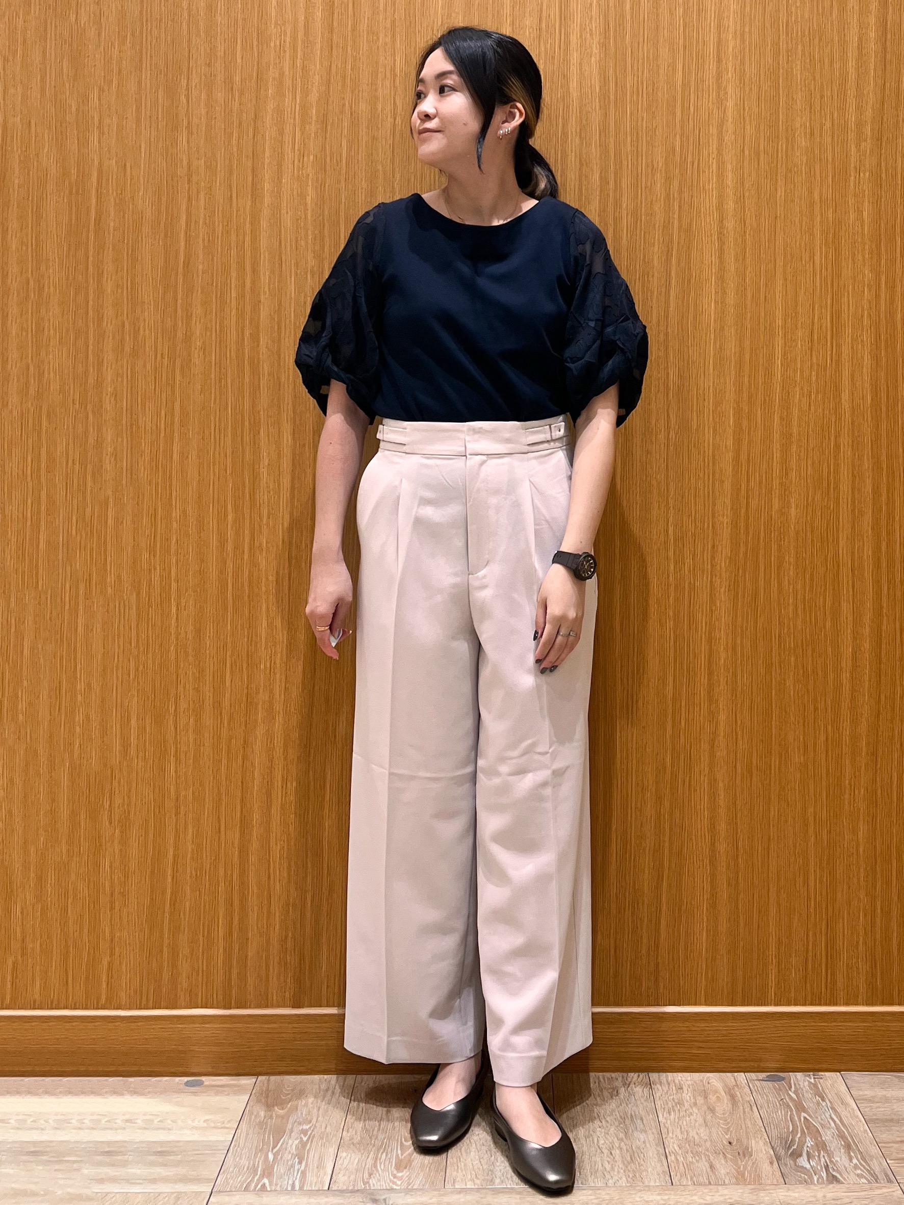 aさんの「OPAQUE.CLIP｜【接触冷感／UVケア】ジャカードドッキングスリーブトップス《洗濯機OK》」を使ったコーディネート