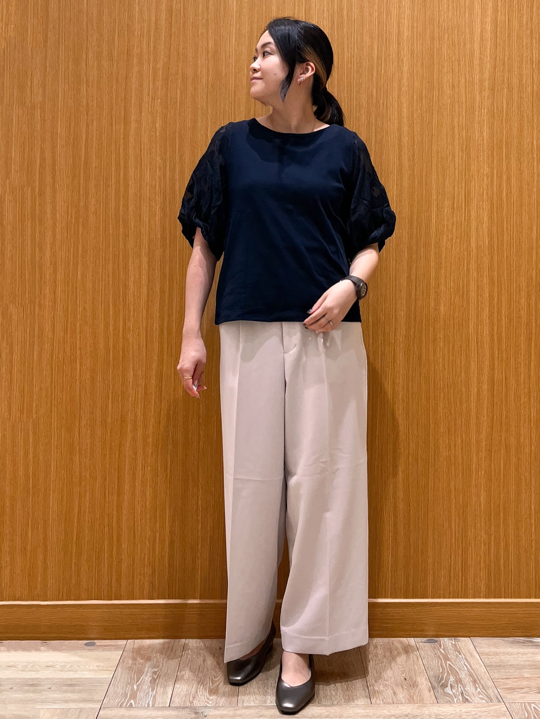 aさんの「OPAQUE.CLIP｜【接触冷感／UVケア】ジャカードドッキングスリーブトップス《洗濯機OK》」を使ったコーディネート