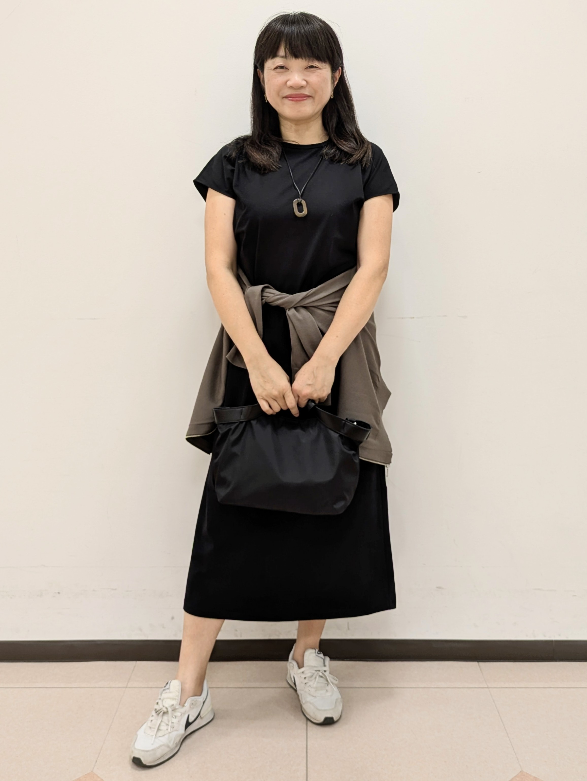 ともさんの「UNTITLED｜【アンサンブル可/日除け・冷房対策】シアーレーヨンZIPカーディガン」を使ったコーディネート