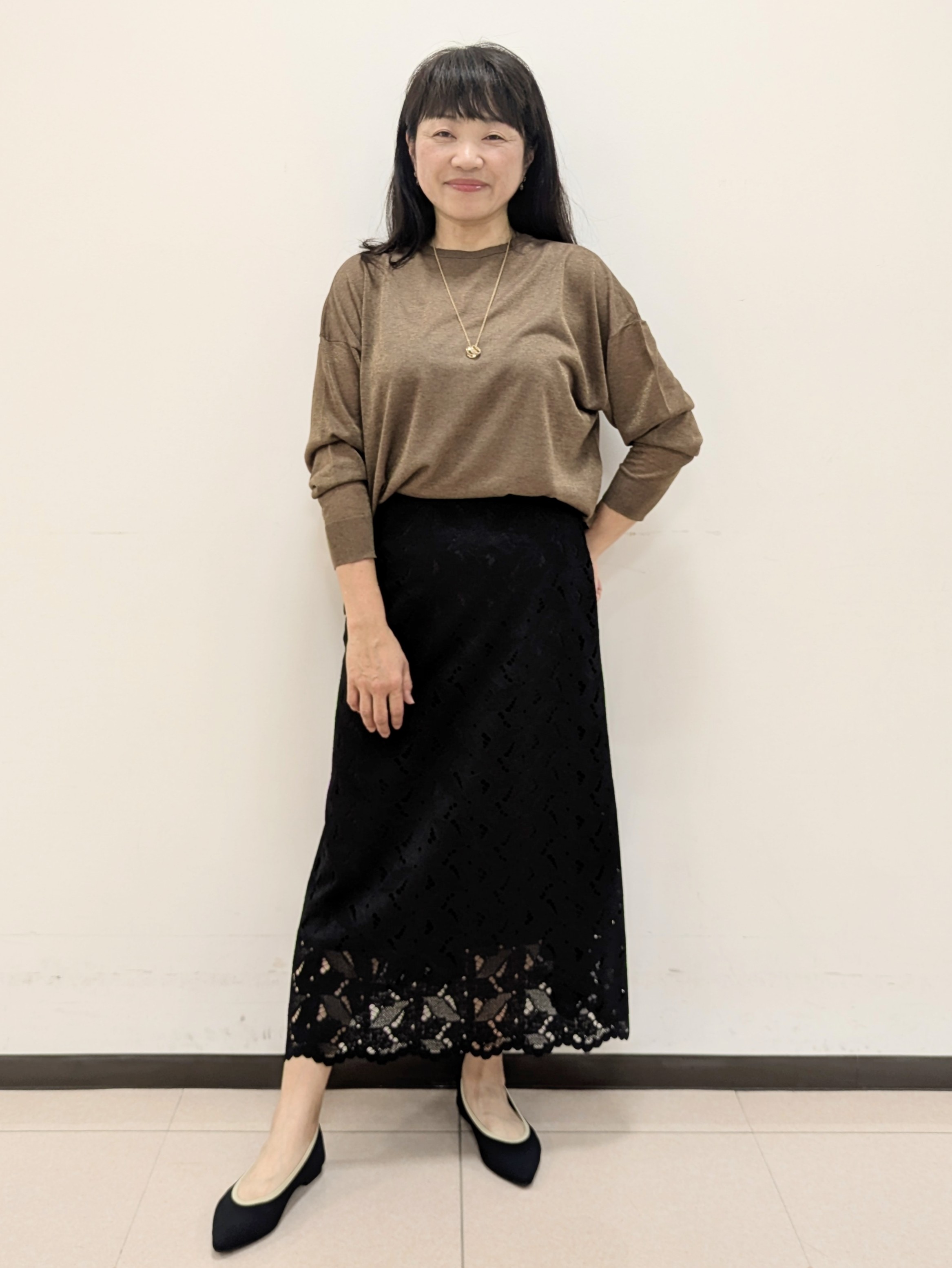 ともさんの「UNTITLED｜【アンサンブル可/秋羽織り/シアー】前後2WAYカーディガン」を使ったコーディネート