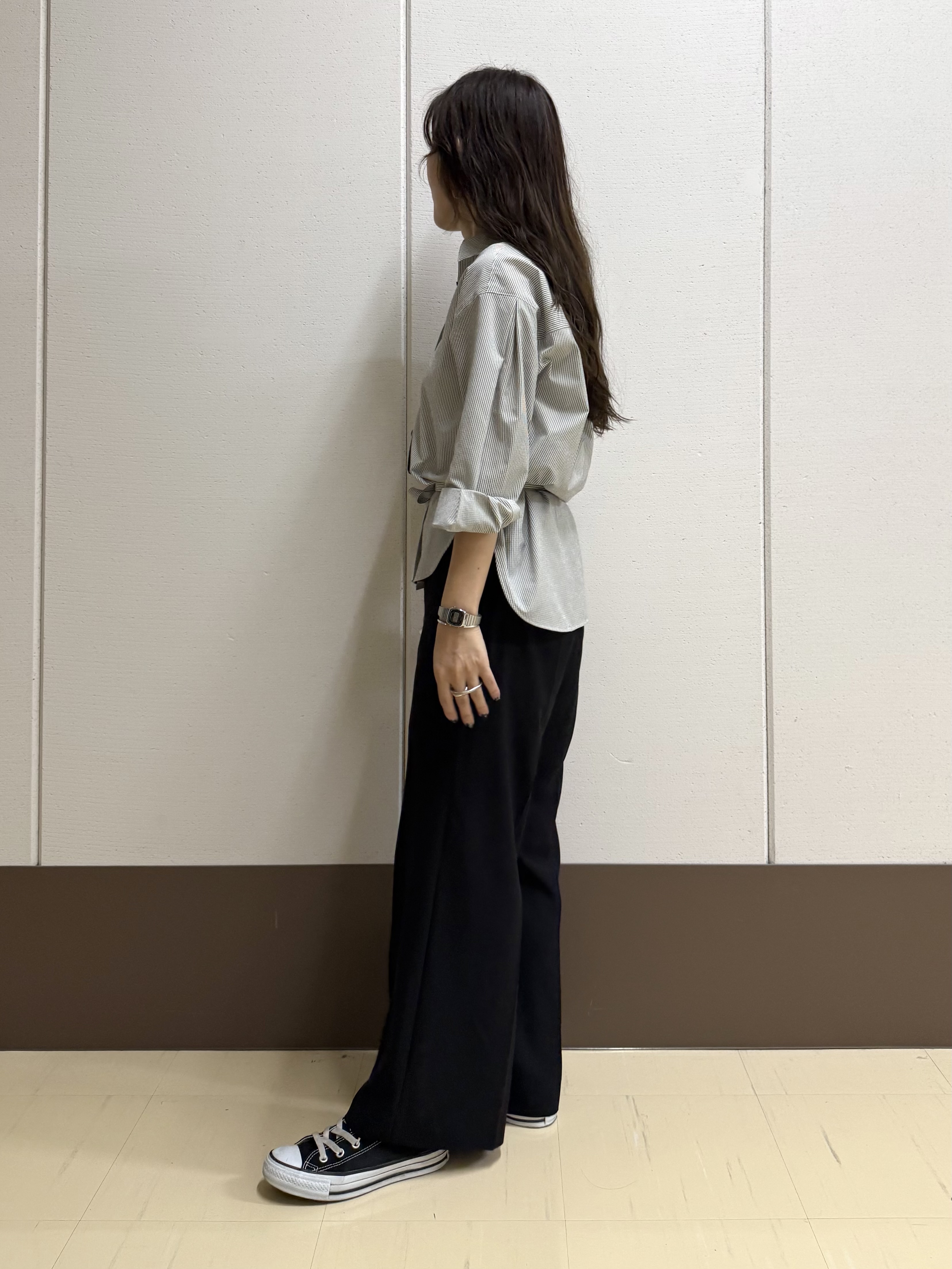 mamiさんの「INDIVI｜【UVケア／接触冷感／ベルト付】サッカー素材シャツ」を使ったコーディネート