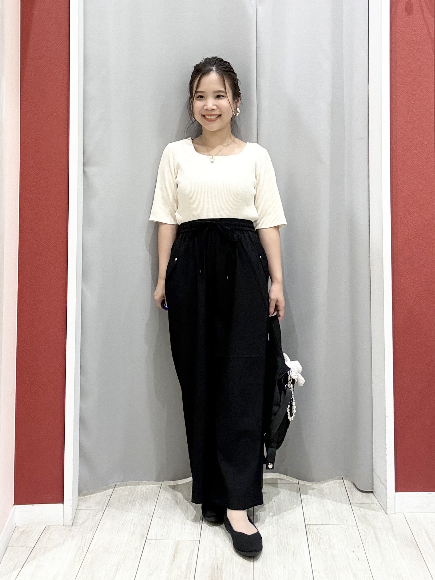 shioさんの「SHOO･LA･RUE｜【通気性〇/S-LL/洗濯機可】羽織にも使いやすい きちんとベーシックシャツ」を使ったコーディネート