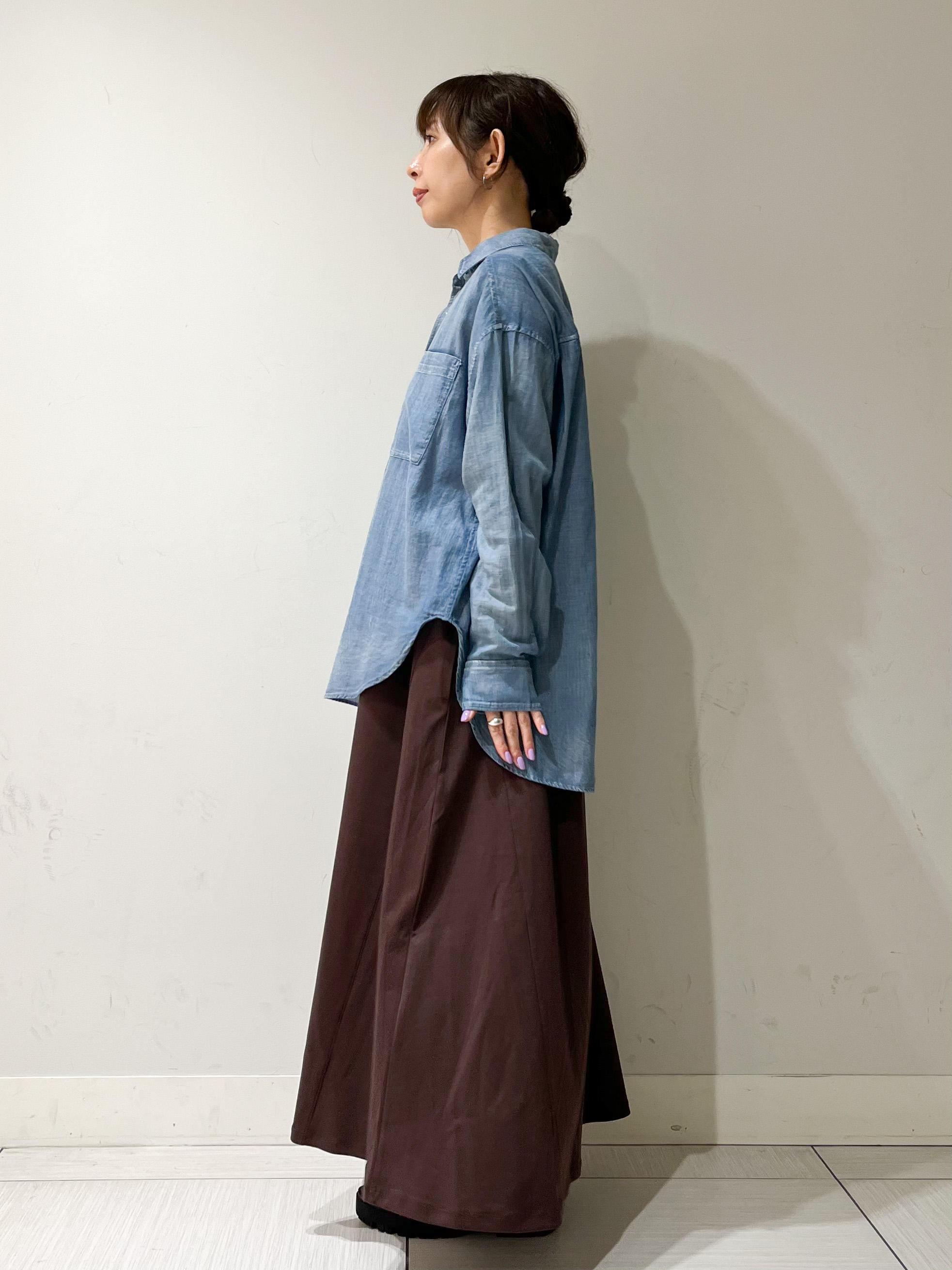 じゅんさんの「DRESSTERIOR｜【涼しく着映え】シアーデニムシャツ」を使ったコーディネート