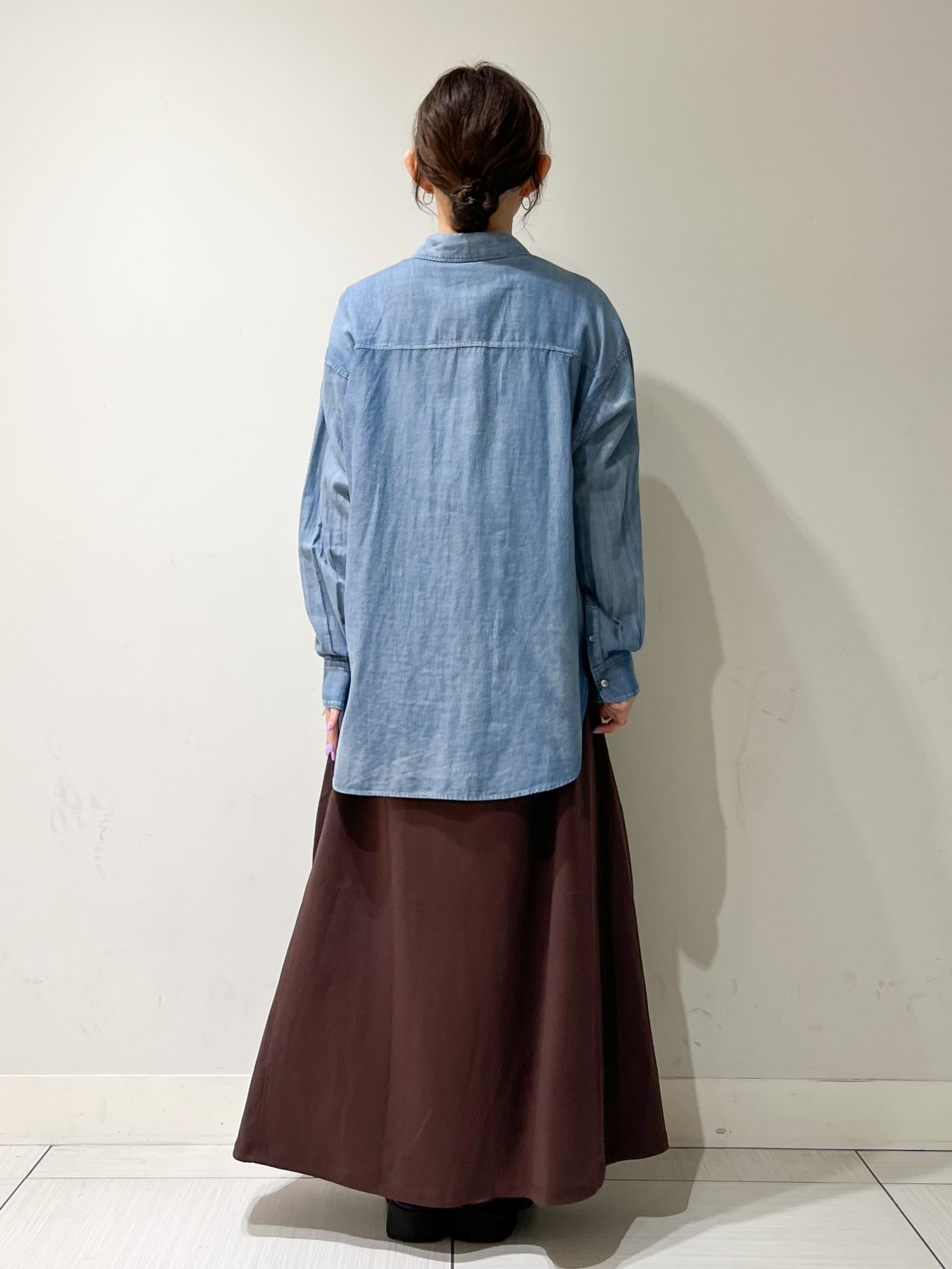 じゅんさんの「DRESSTERIOR｜【涼しく着映え】シアーデニムシャツ」を使ったコーディネート