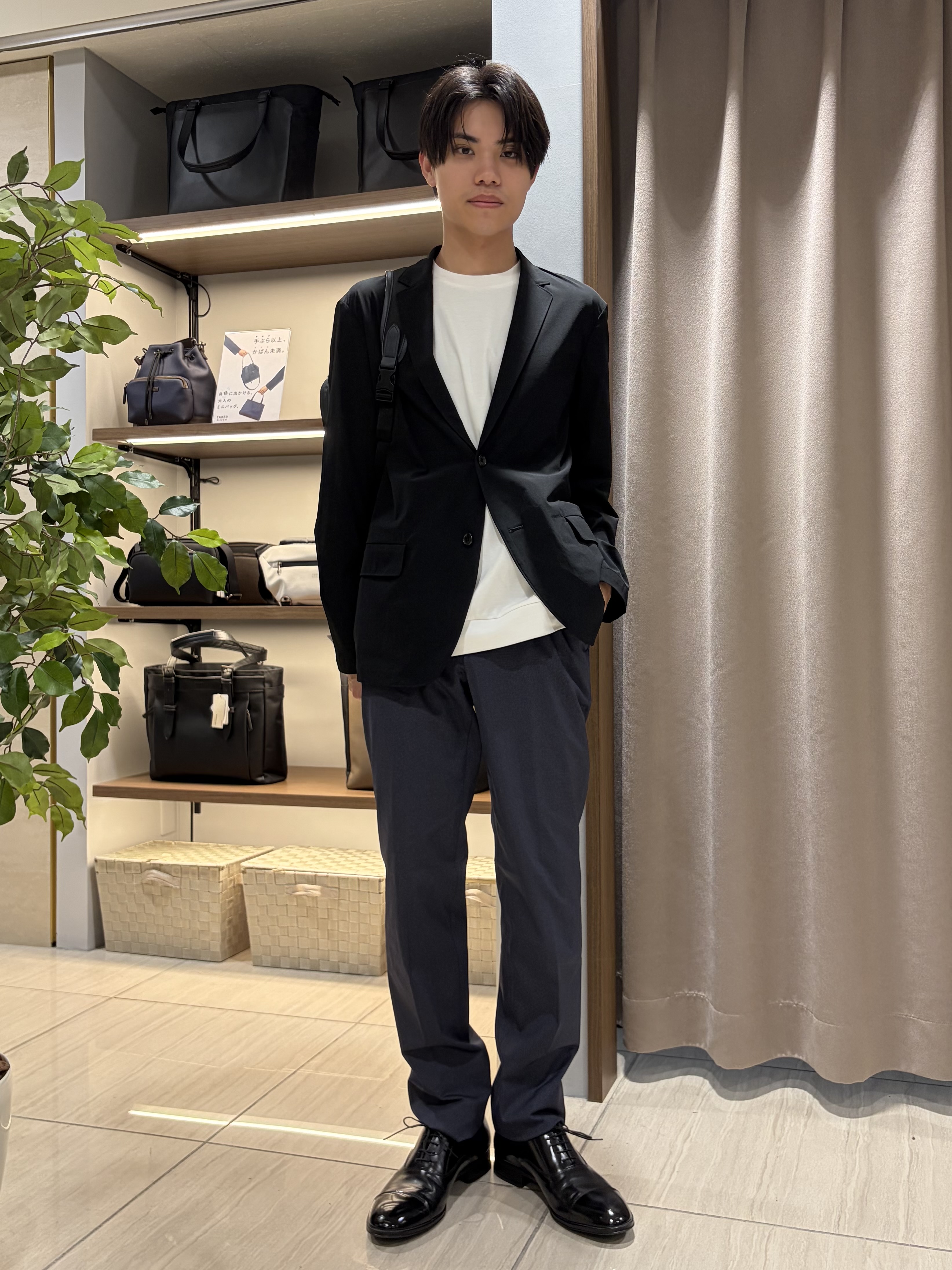 hiroさんの「TAKEO KIKUCHI｜3Dナイロン ジャケット」を使ったコーディネート