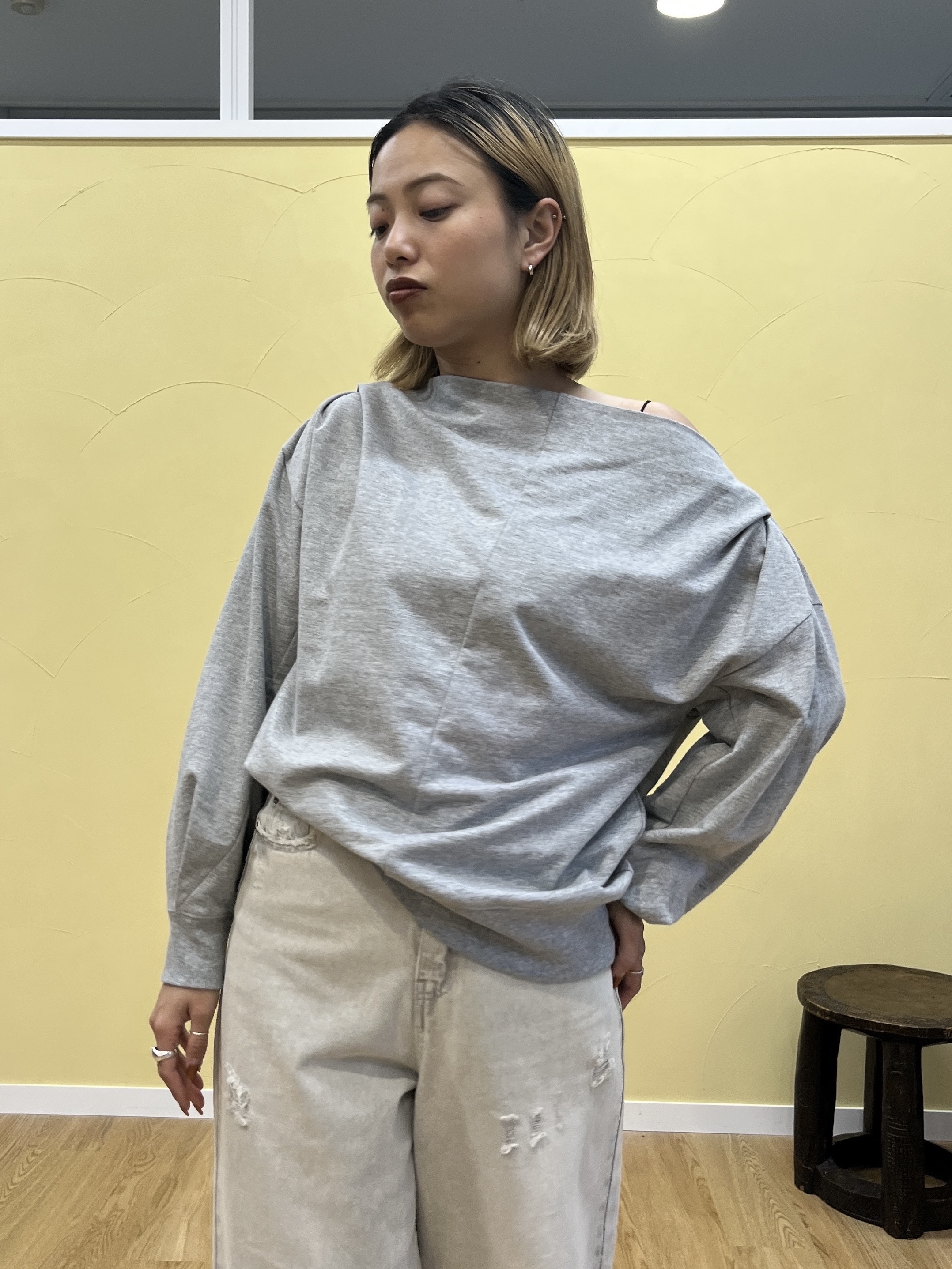 Harukaさんの「INDIVI｜裏毛オフショルカットソー」を使ったコーディネート