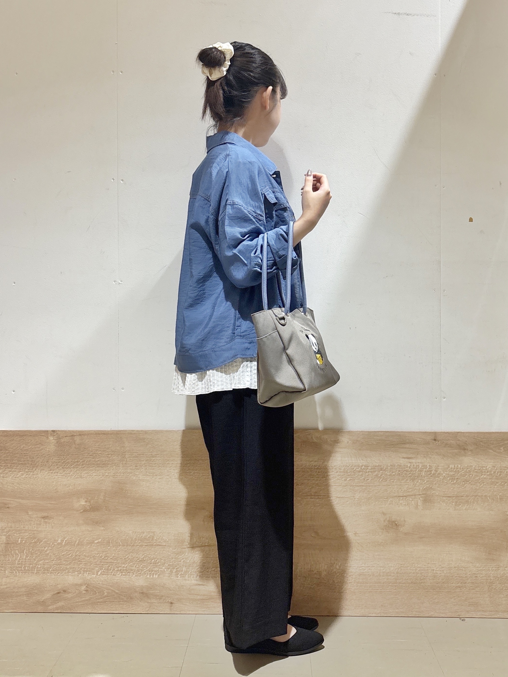るねさんの「SHOO･LA･RUE｜【S-LL/洗濯機可】Gジャン風 軽く羽織れるシアージャケット」を使ったコーディネート