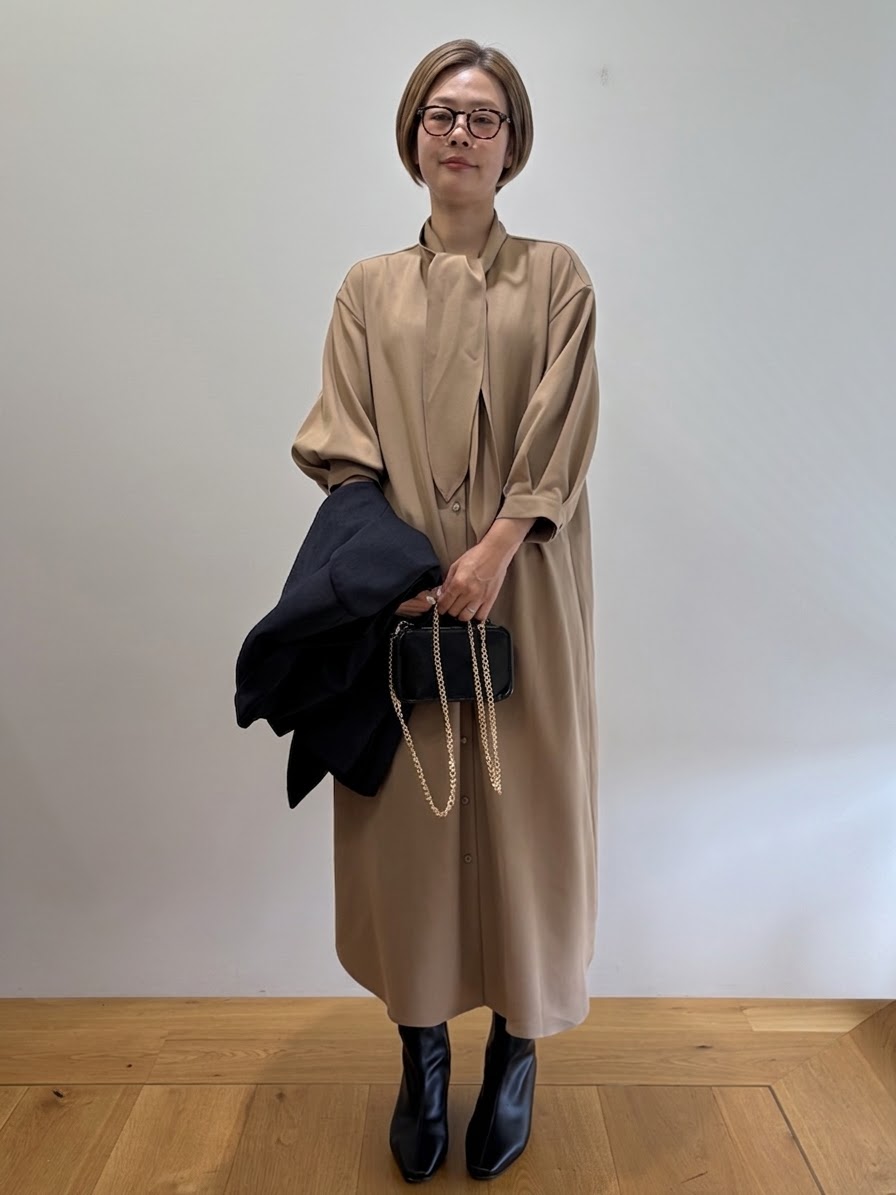 Mariko.Sさんの「OPAQUE.CLIP｜ボウタイ付きシャツワンピース【洗濯機OK】」を使ったコーディネート