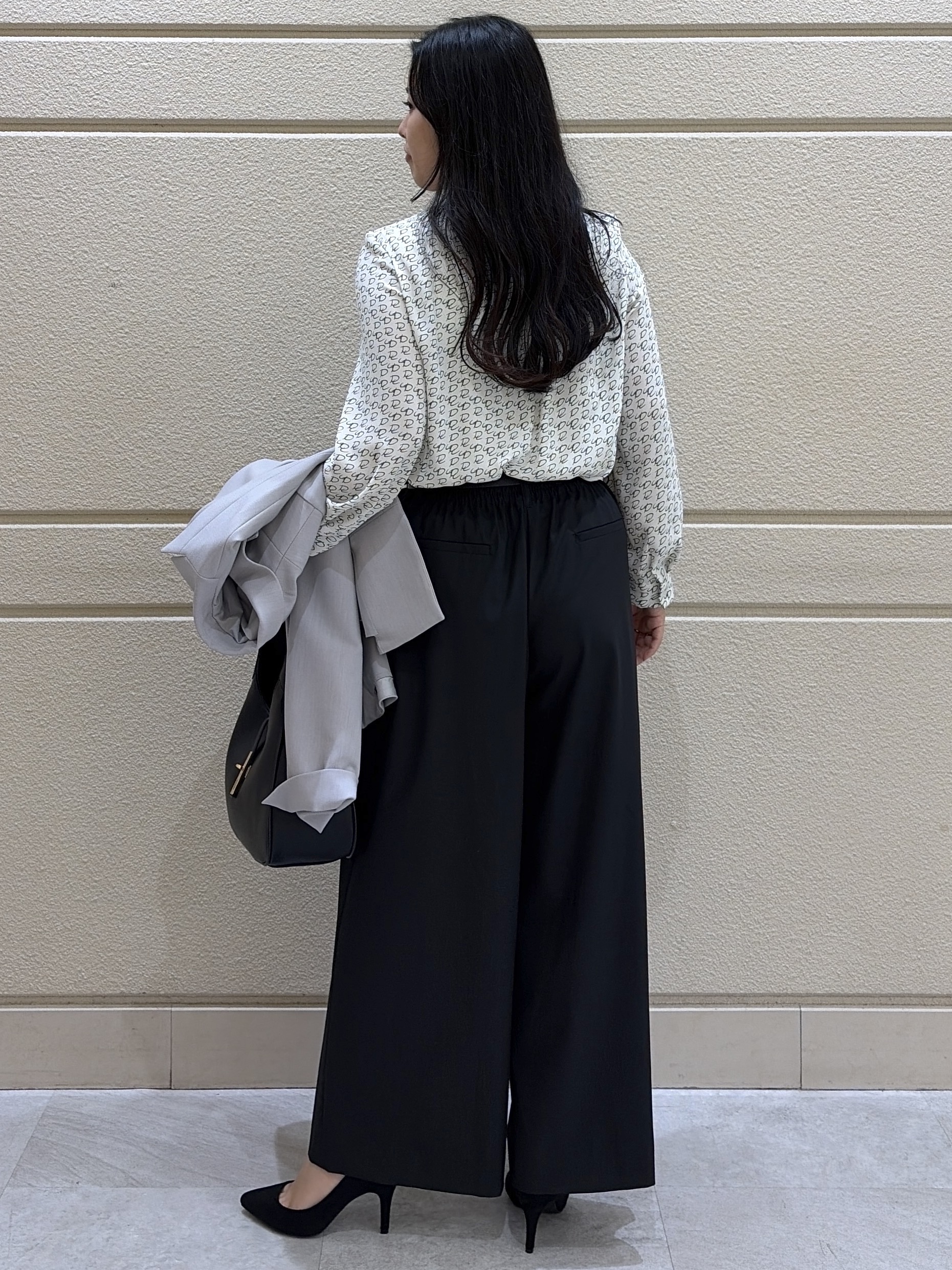 Momokaさんの「COUP DE CHANCE｜【手洗い可／日本製】プリントボウタイ ブラウス」を使ったコーディネート