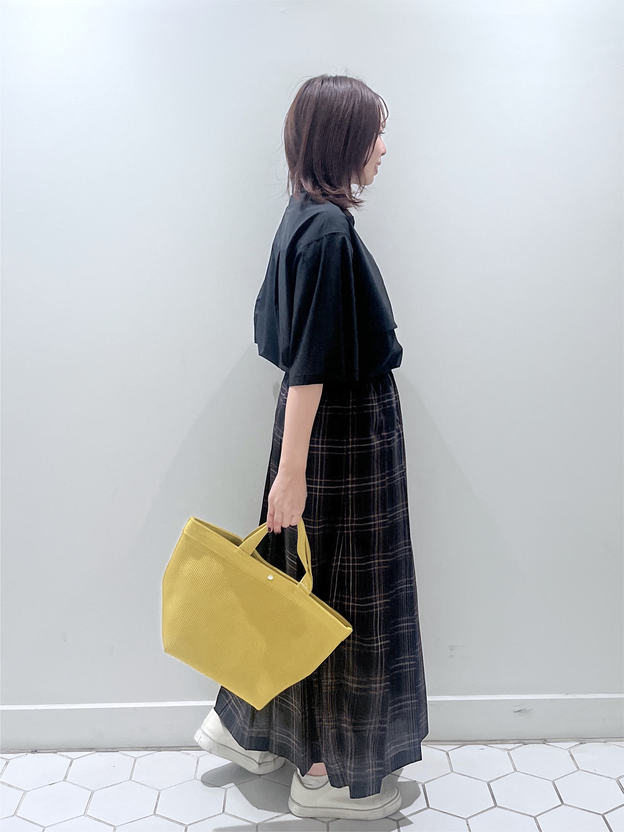Makinoさんの「Dessin｜多機能素材バンドカラーシャツ」を使ったコーディネート