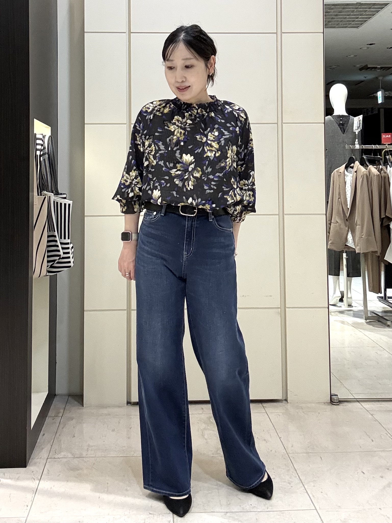 mori.さんの「UNTITLED｜フラワープリントブラウス」を使ったコーディネート