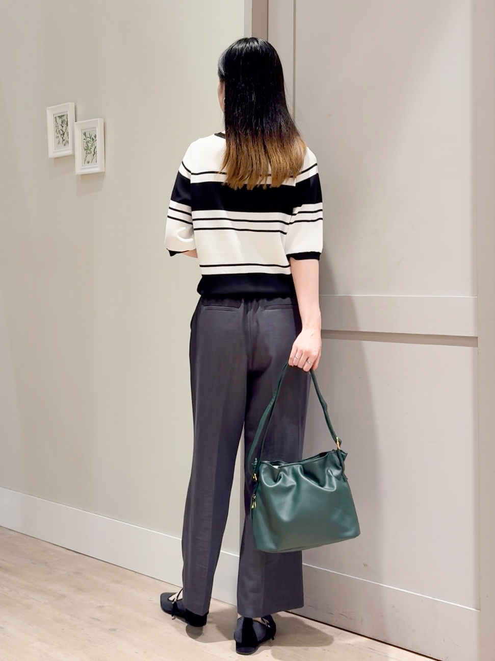 Mayuさんの「grove｜楽ちんできれい見え デニムライクストレッチドロストパンツ」を使ったコーディネート