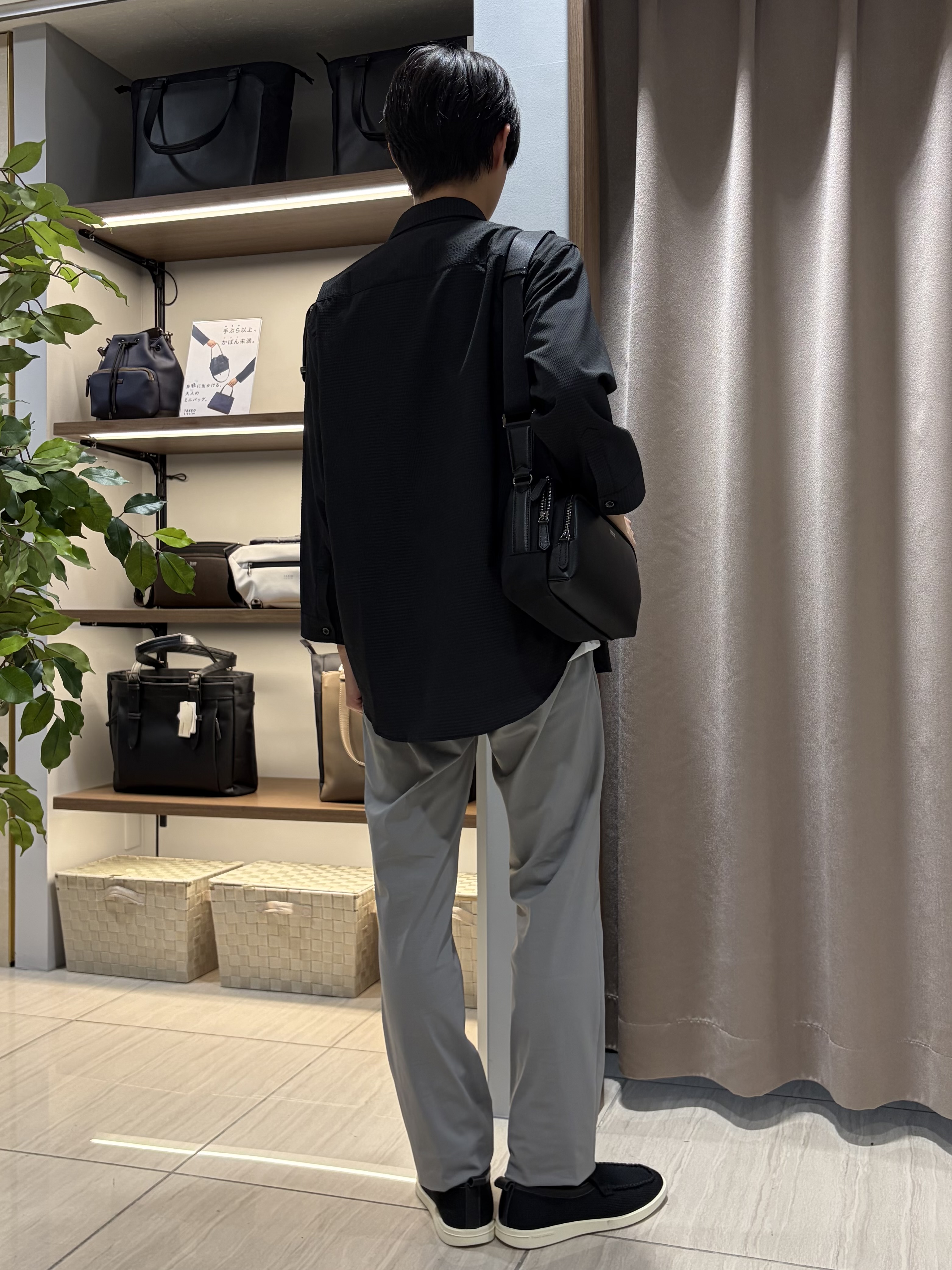 hiroさんの「TAKEO KIKUCHI｜【日本製】DotAir（R）サッカー7分袖シャツ」を使ったコーディネート