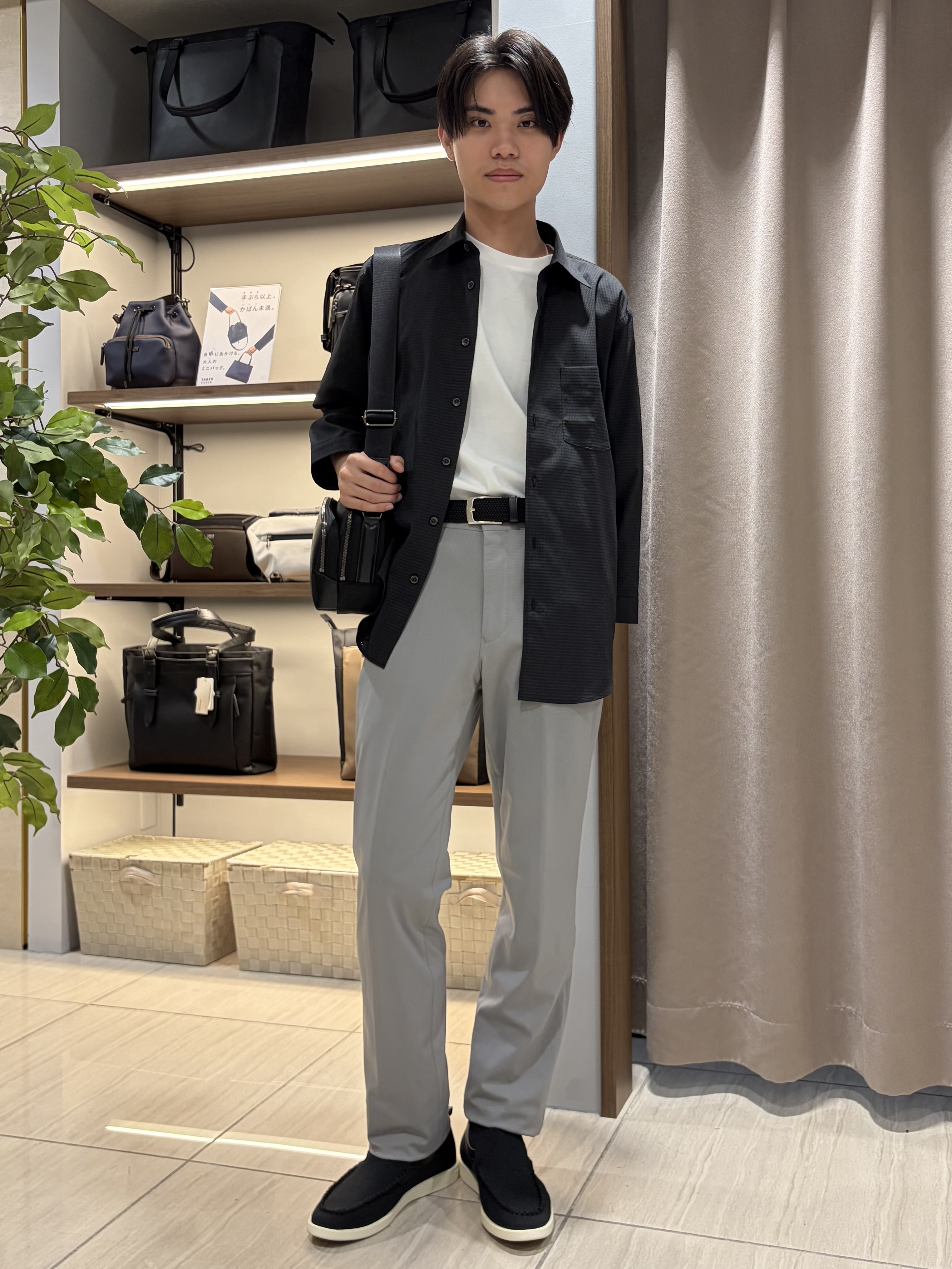 hiroさんの「TAKEO KIKUCHI｜【日本製】DotAir（R）サッカー7分袖シャツ」を使ったコーディネート