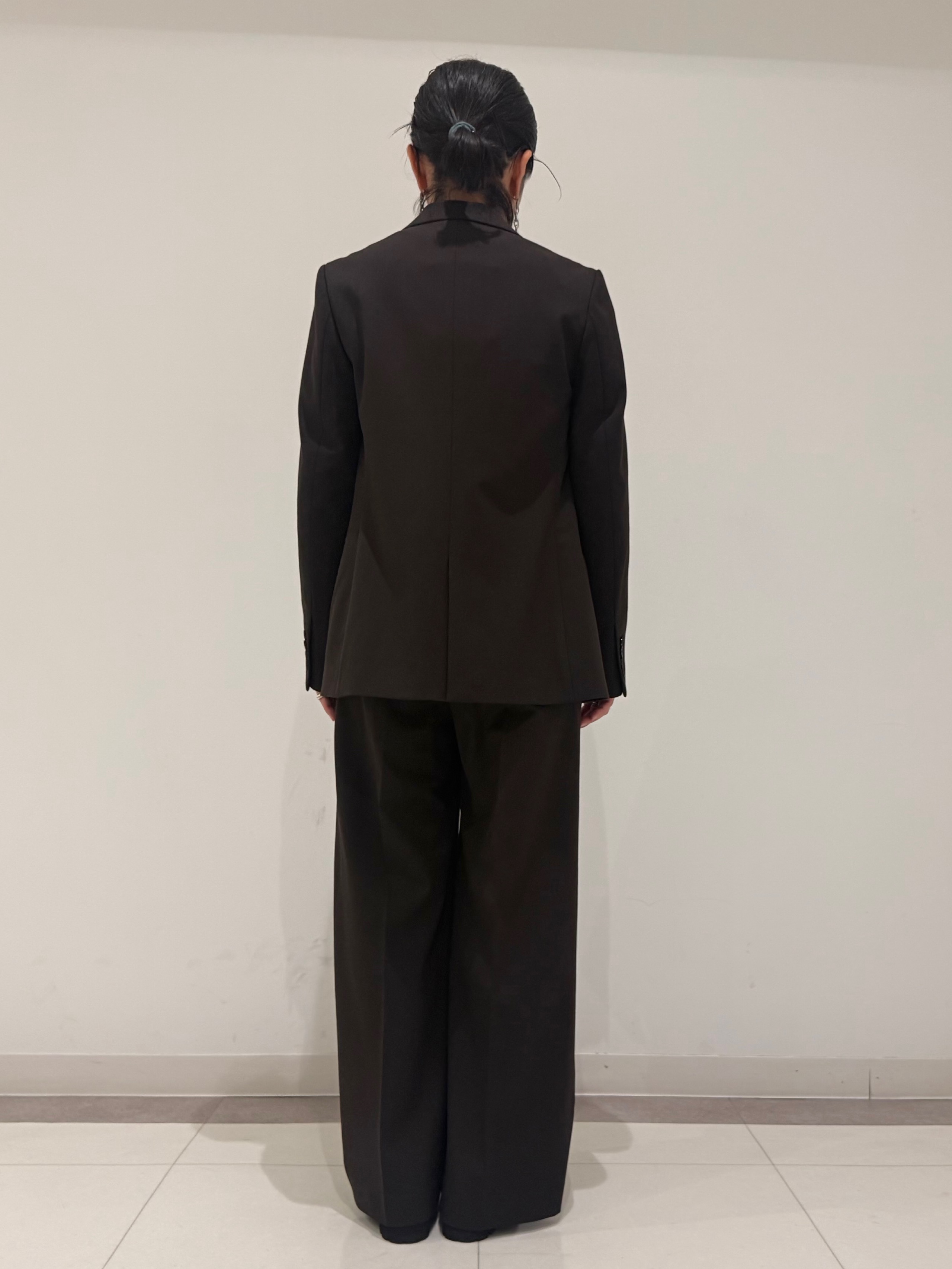 MIYAKAWAさんの「DRESSTERIOR｜【セットアップ可】ブラウンダブルブレストジャケット」を使ったコーディネート