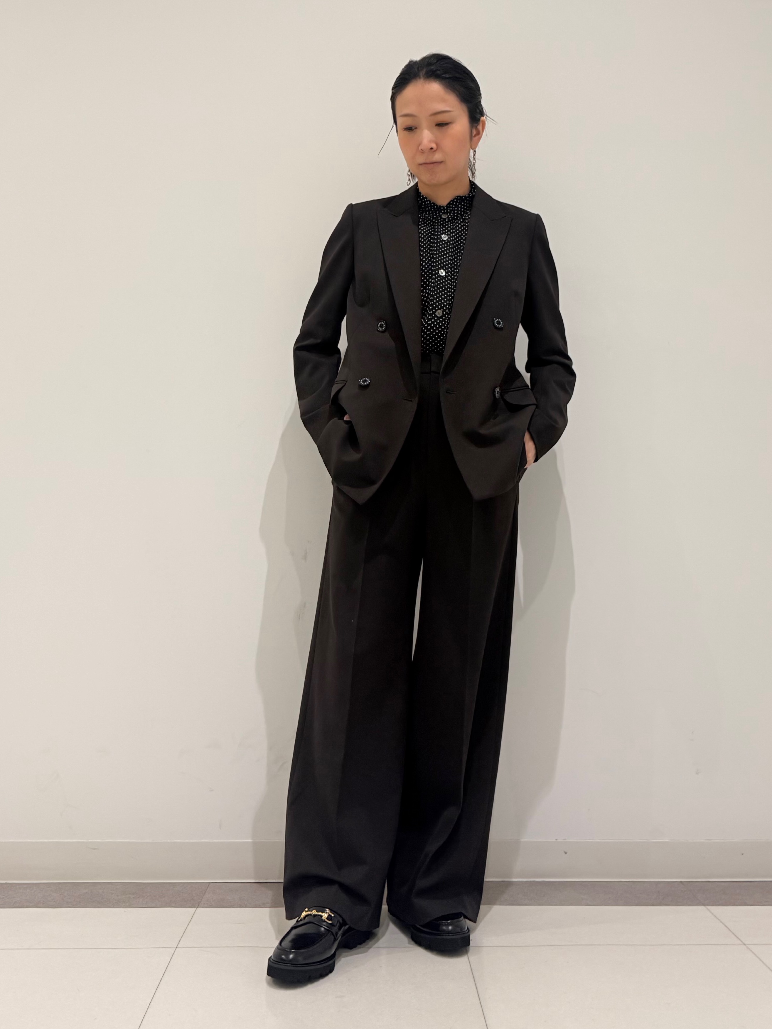 MIYAKAWAさんの「DRESSTERIOR｜【セットアップ可】ブラウンダブルブレストジャケット」を使ったコーディネート