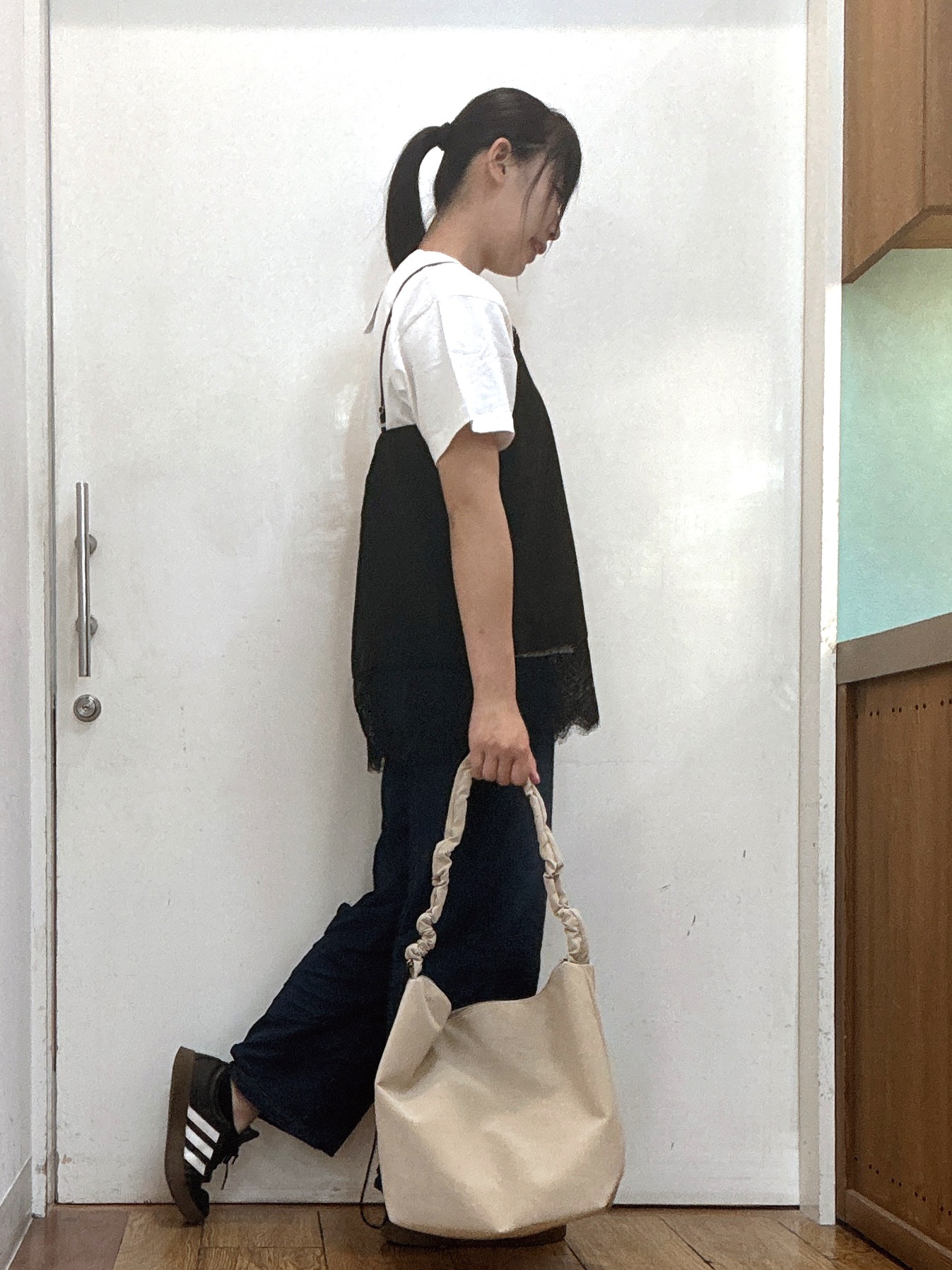 Karinさんの「SHOO･LA･RUE｜【洗濯機可/S-LL】体型カバーしながらこなれ見え レース付きキャミソール」を使ったコーディネート