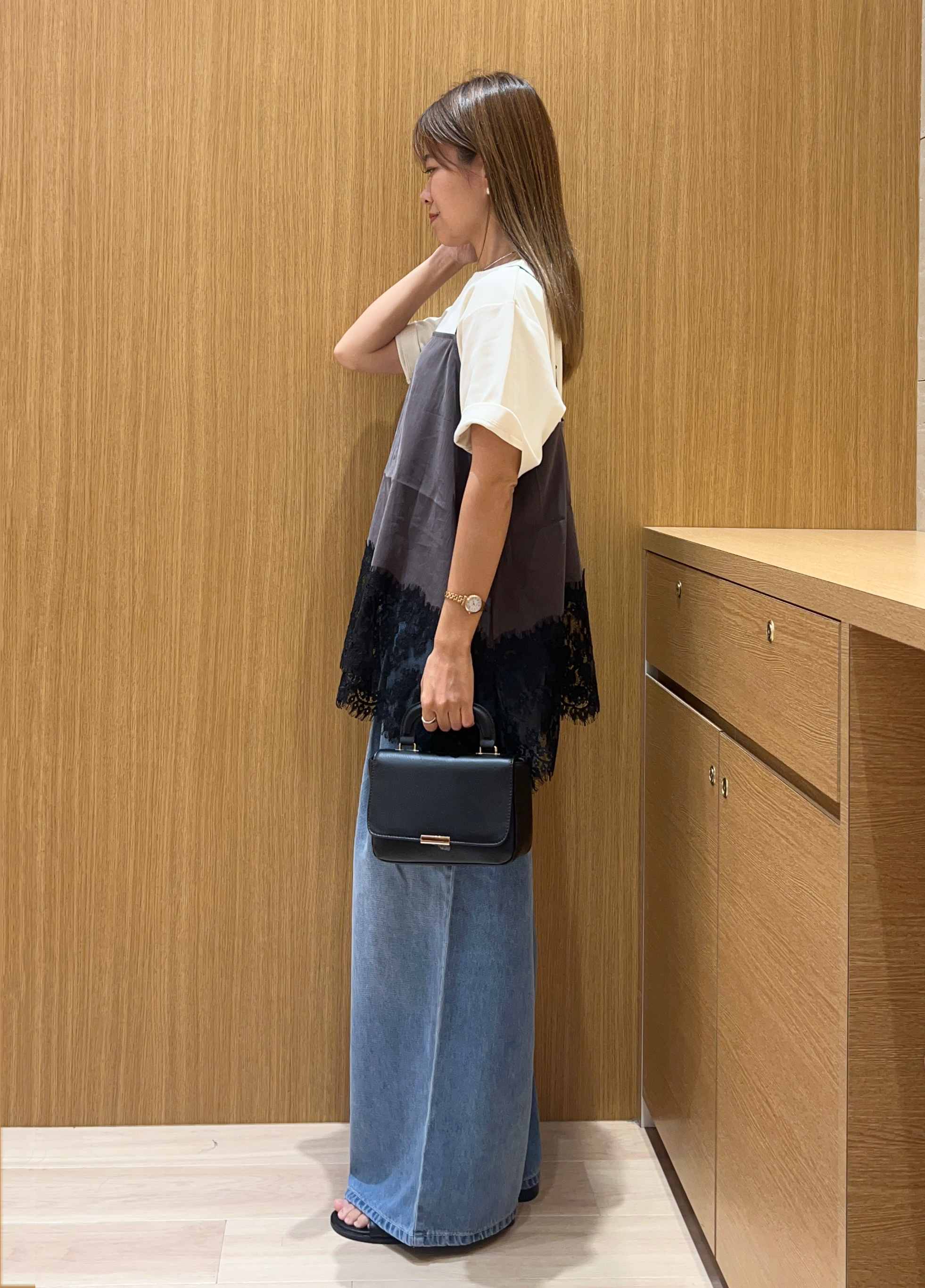 meeさんの「OPAQUE.CLIP｜裾レース マットサテンキャミ【洗濯機OK】」を使ったコーディネート