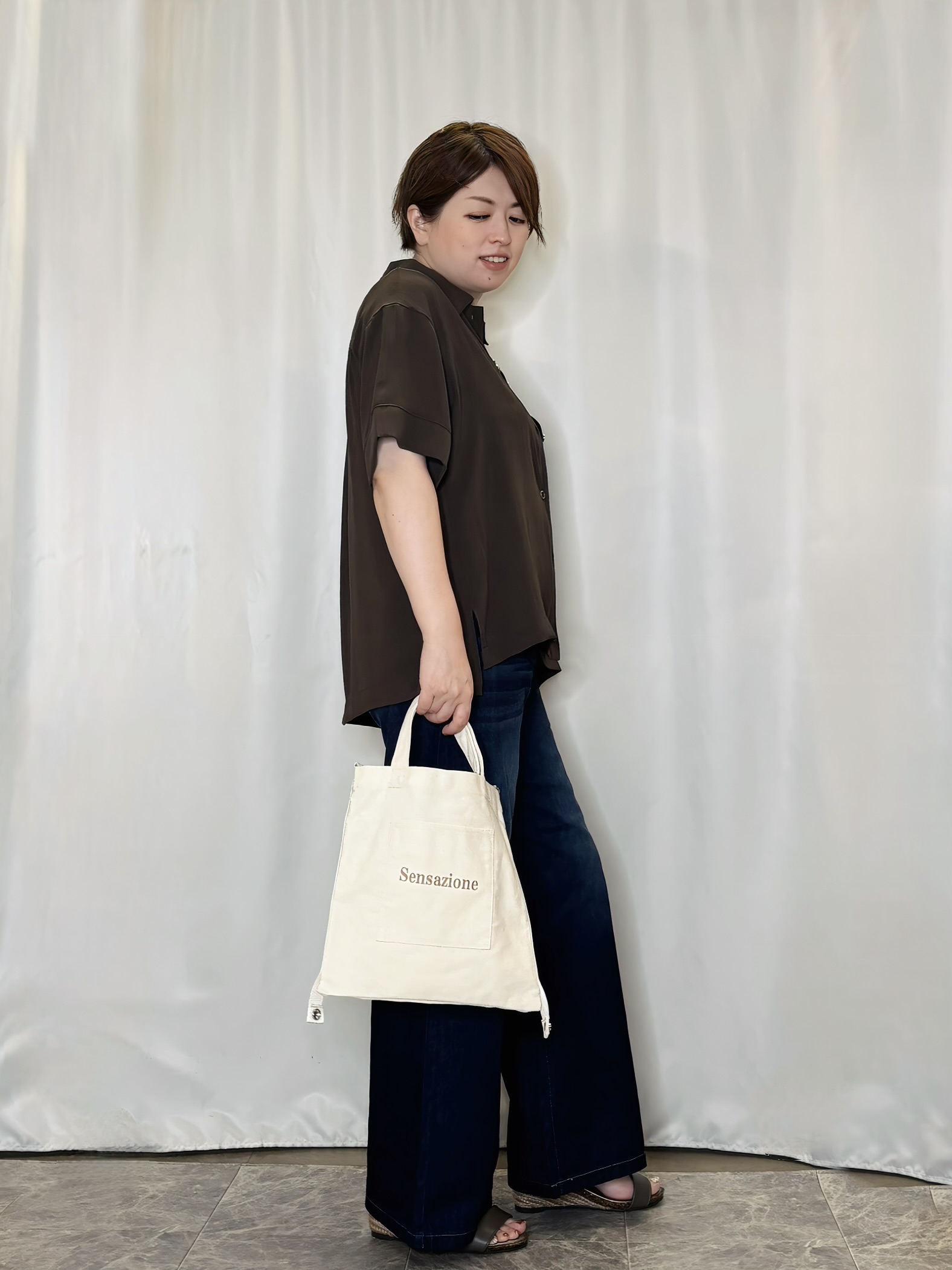 たみさんの「SHOO･LA･RUE｜【通気性〇/ひんやり/S-LL】洗濯後しわになりにくい とろみストライプシャツ」を使ったコーディネート
