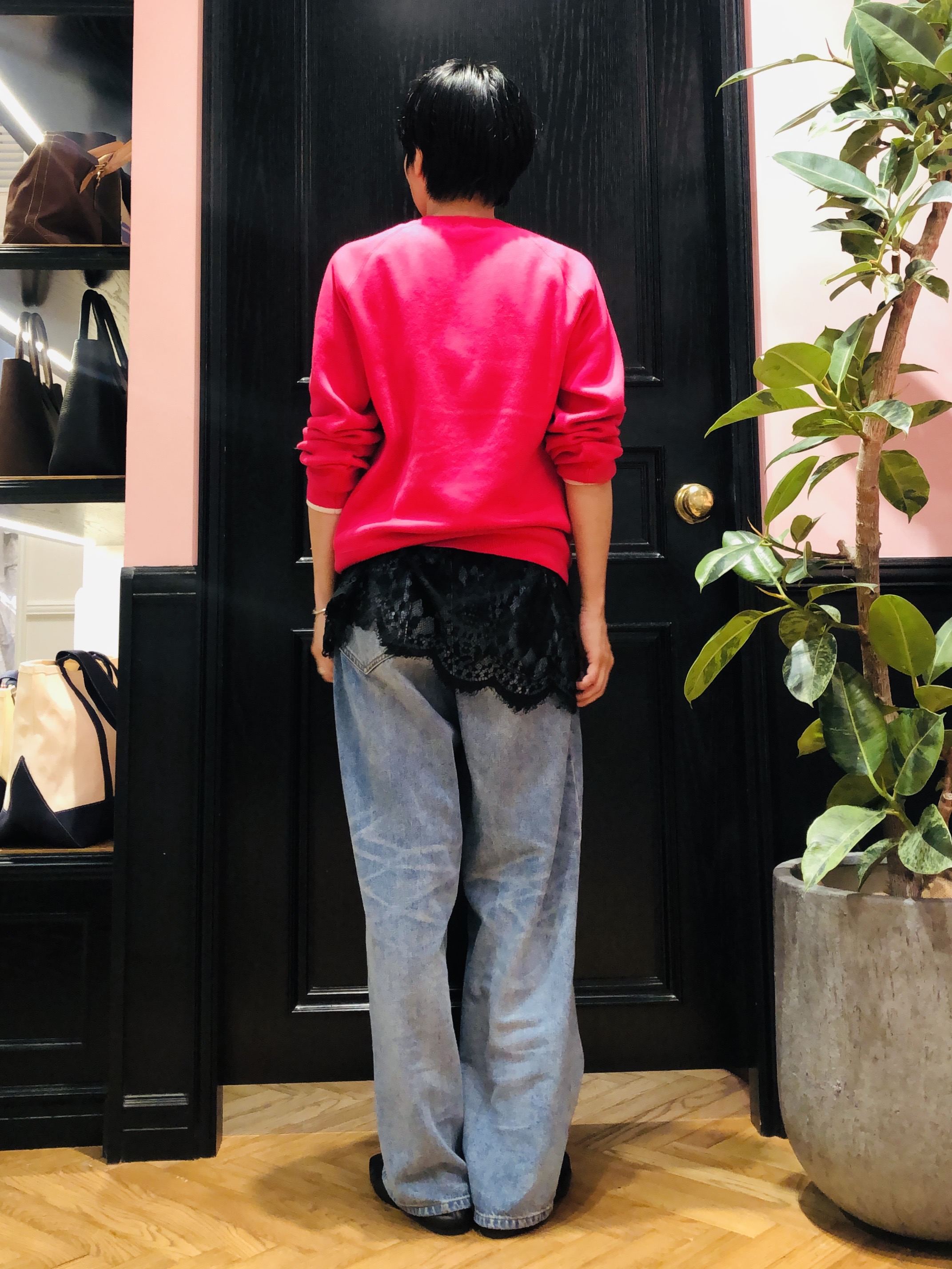 OGATAさんの「DRESSTERIOR｜【6色展開】ウォッシャブルコットンカシミヤ混配色ニット」を使ったコーディネート
